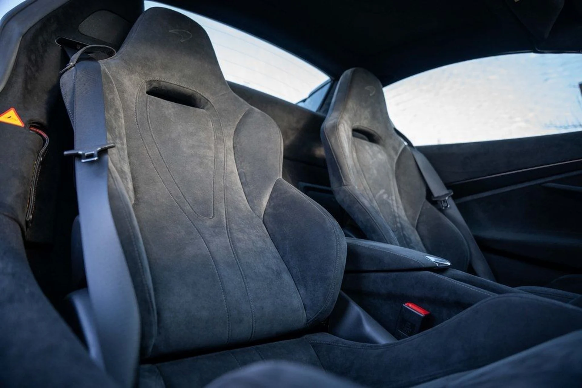 mph047_108069151_image_49_466e05b9cd