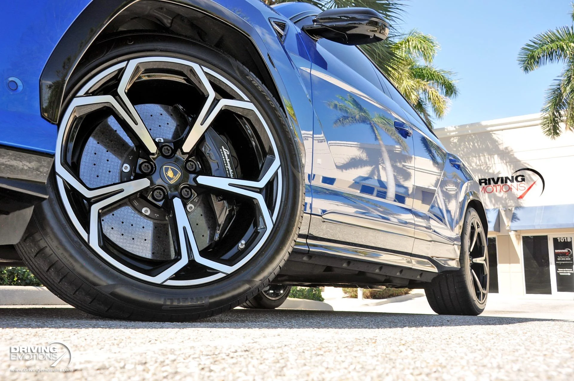 mph047_1098801727_801_p48_l_8a672ef4c7