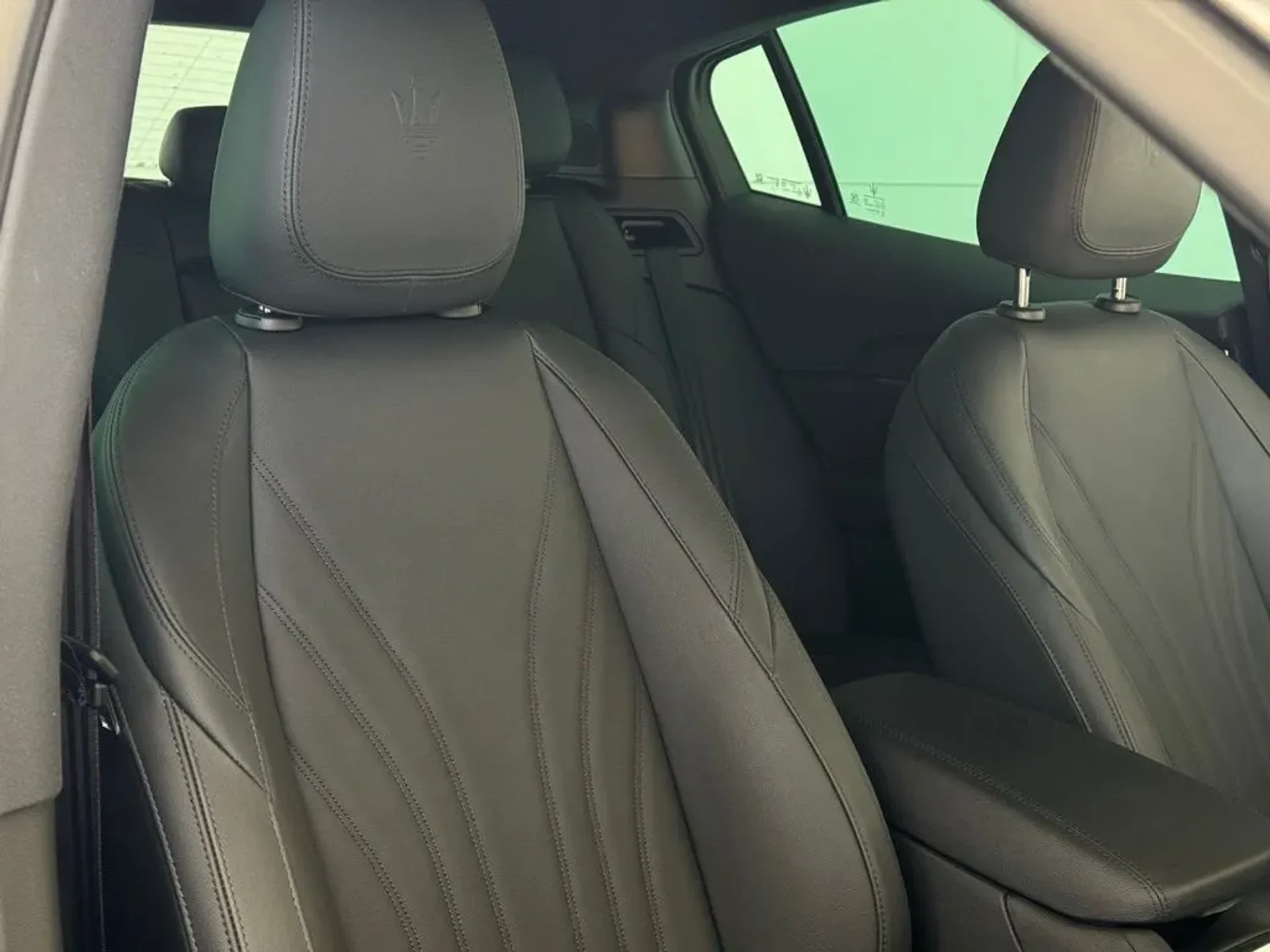 mph047_1103037240_f321lt8rmr06crv2gy32wh25bi01_be42b25537