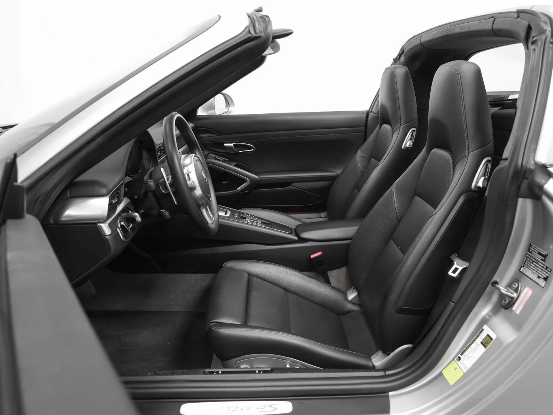 mph047_110484060_48_a69331e246