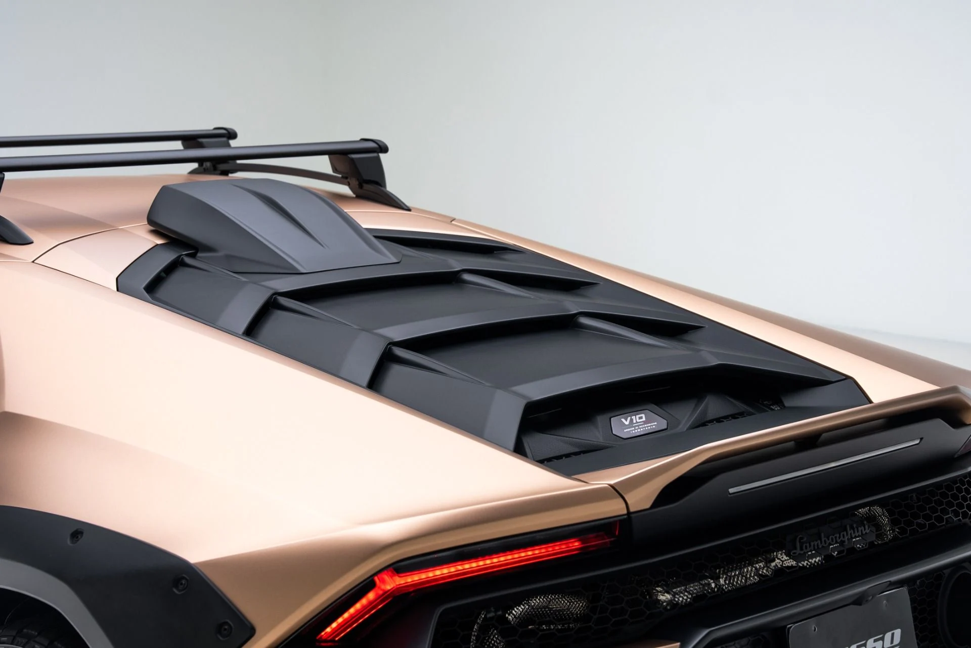 mph047_111367802_Used_2024_Lamborghini_Huracan_Sterrato_1774458866_e50fc9fa31