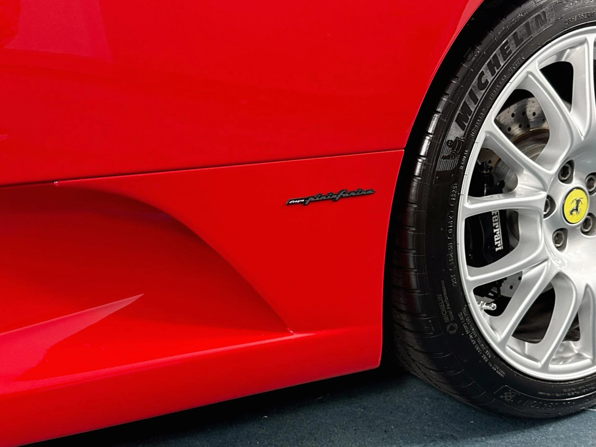 mph047_1124251432_Used_2005_Ferrari_F430_1785792596_b9602d93b3