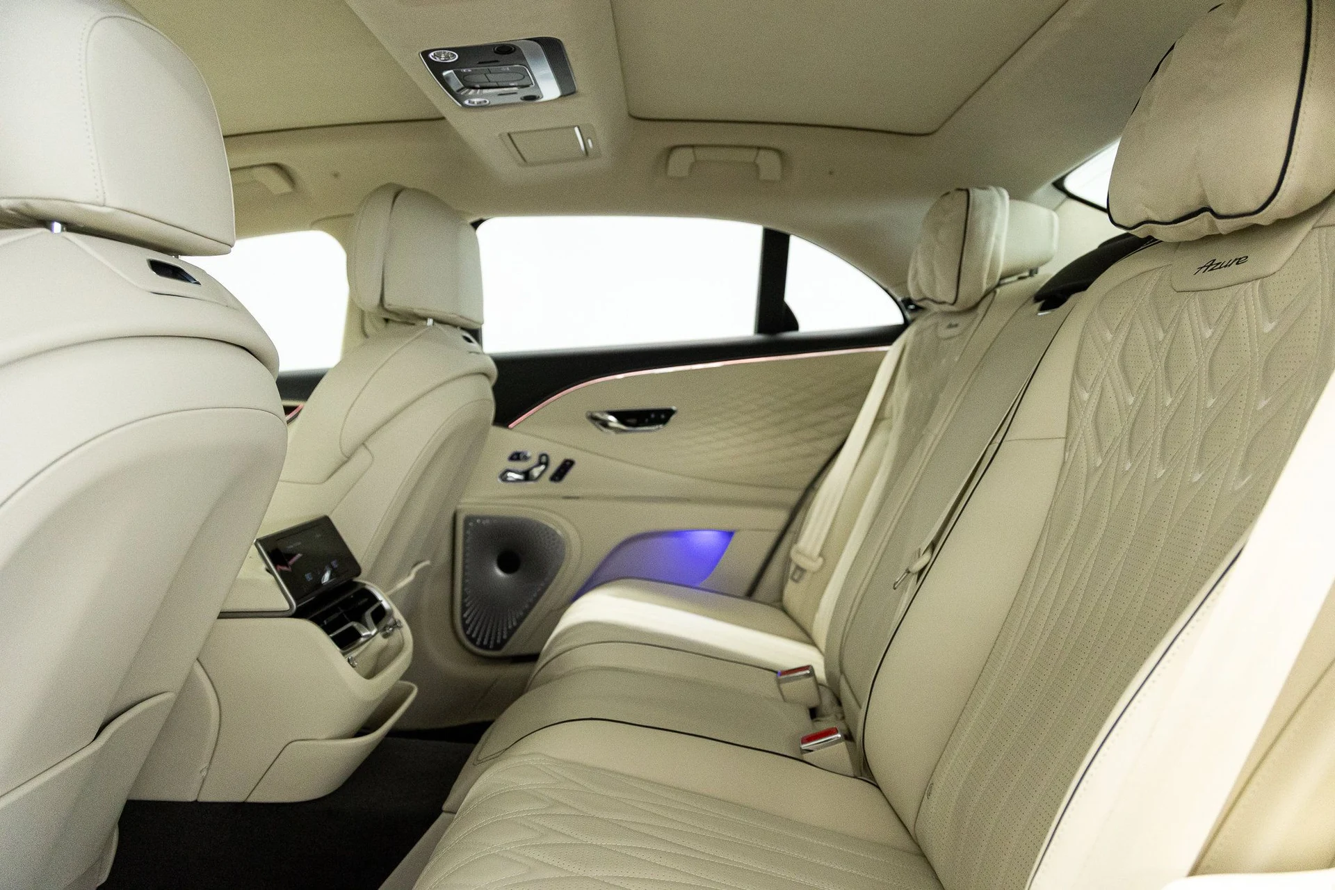 mph047_1137706471_1d3319e2e98c40136f9c98a9df8c95f9x_911f312e1e