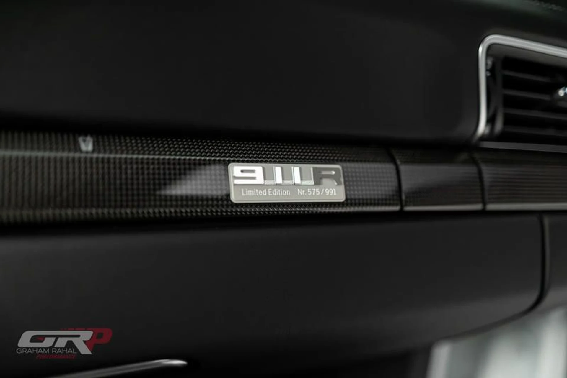 mph047_116246477_ABF_23_B62_527_B_46_BC_8_D54_16_C30_D5_A27_CC_f9b073fae1