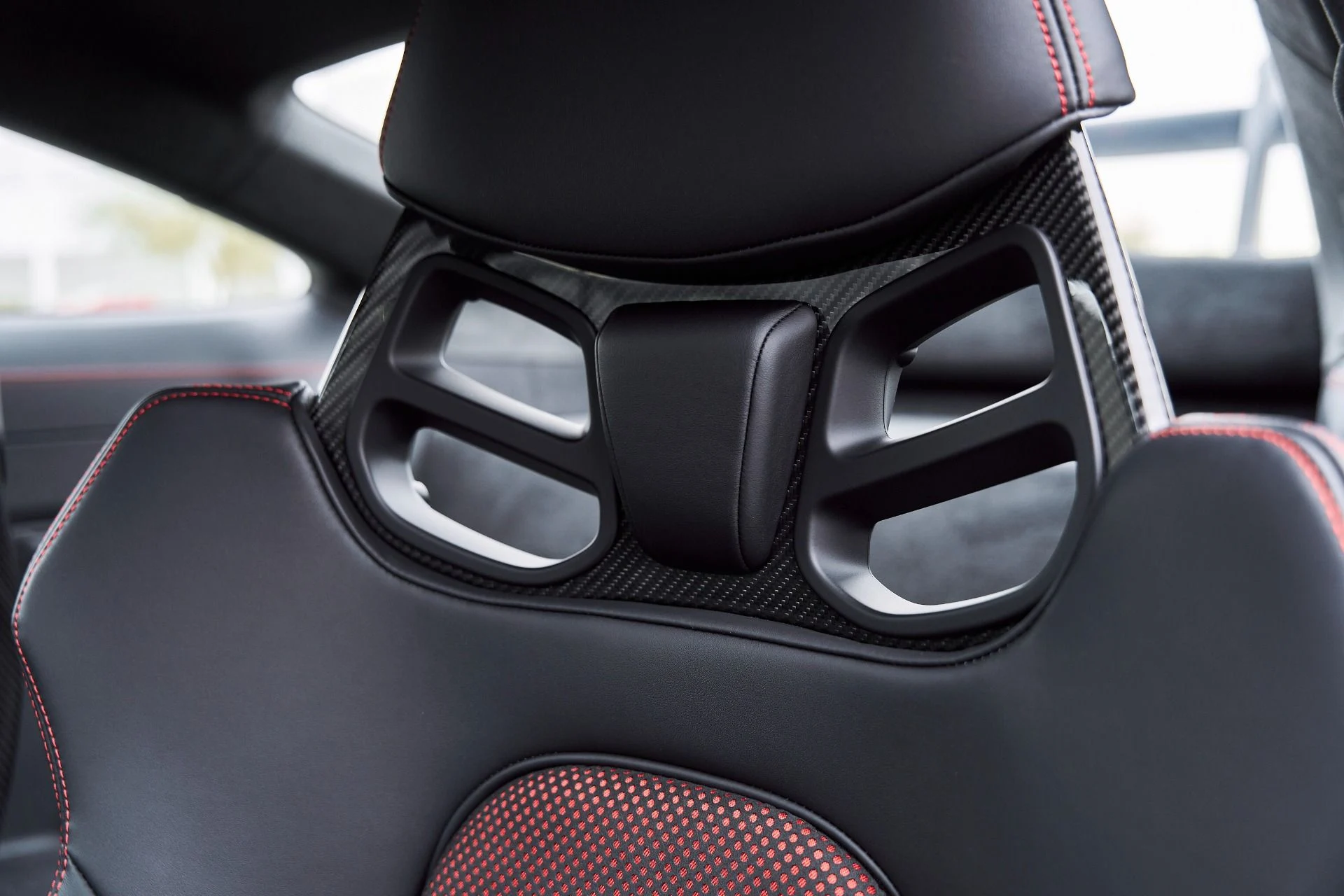 mph047_117964143_Used_2024_Porsche_911_GT_3_RS_1767150544_9973943bd4