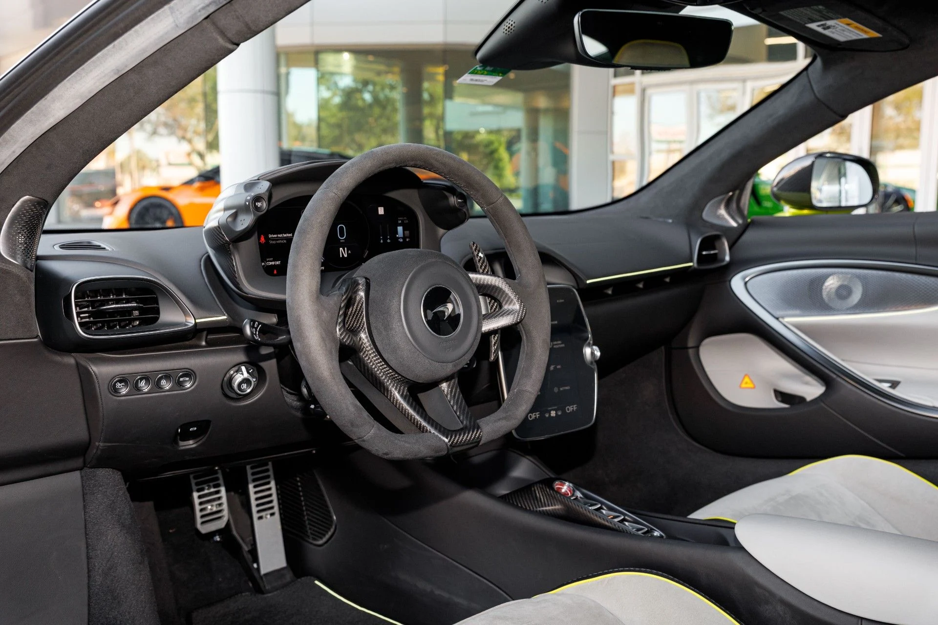 mph047_1190936732_287_p48_l_db78e18a38