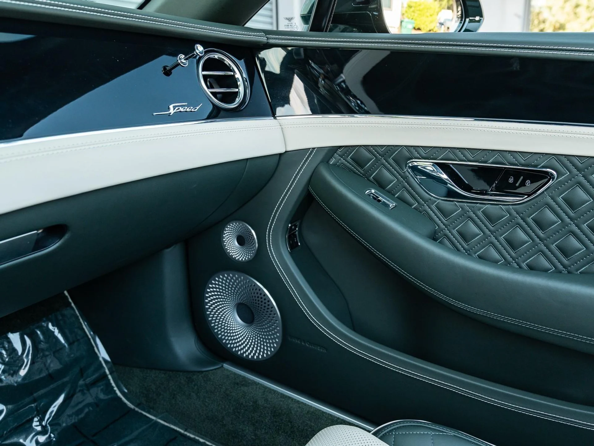 mph047_1208491880_Used_2022_Bentley_Continental_GT_Speed_1766182004_b349dc552a