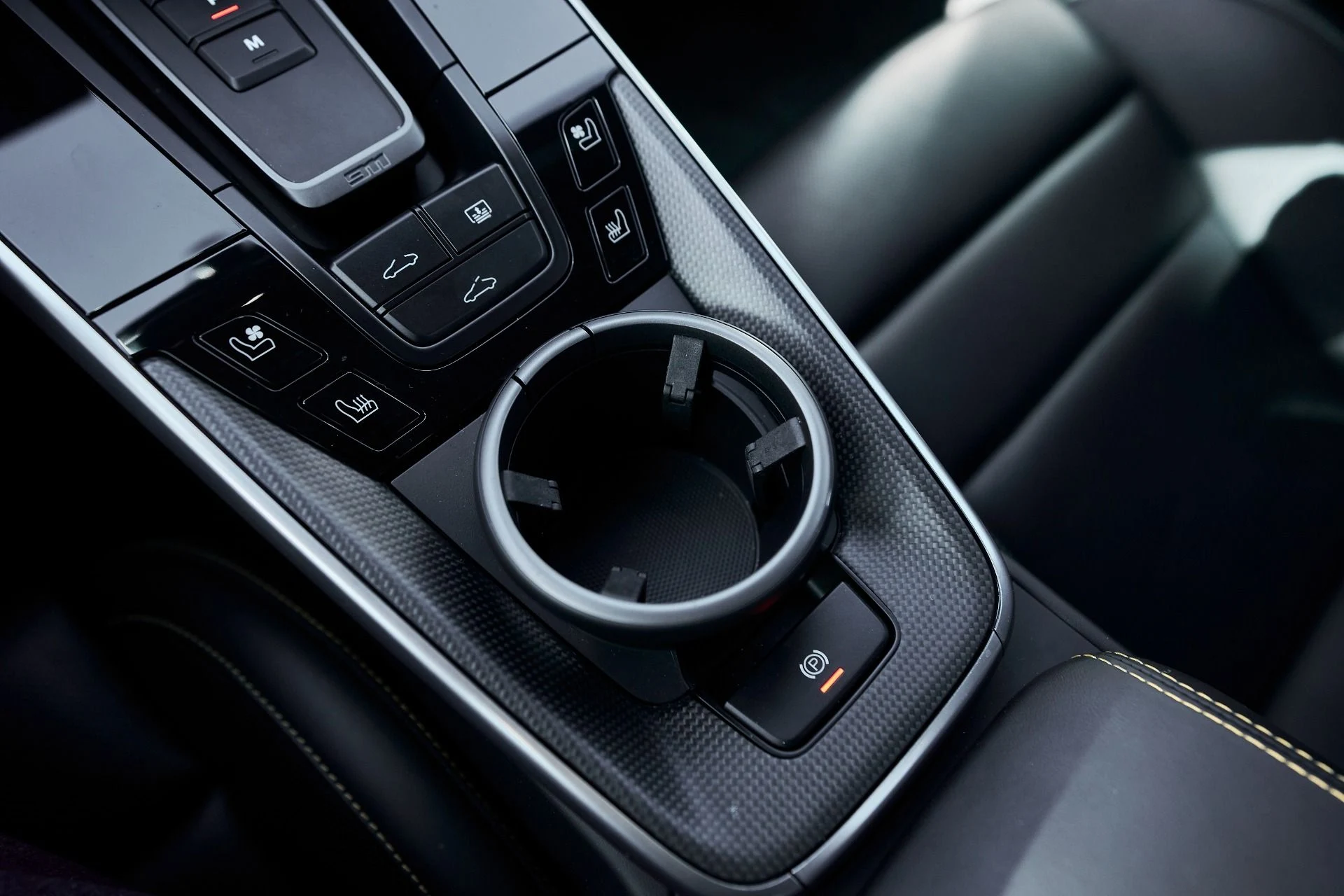 mph047_1211141241_Used_2023_Porsche_911_Turbo_S_1762306978_9042e692d4