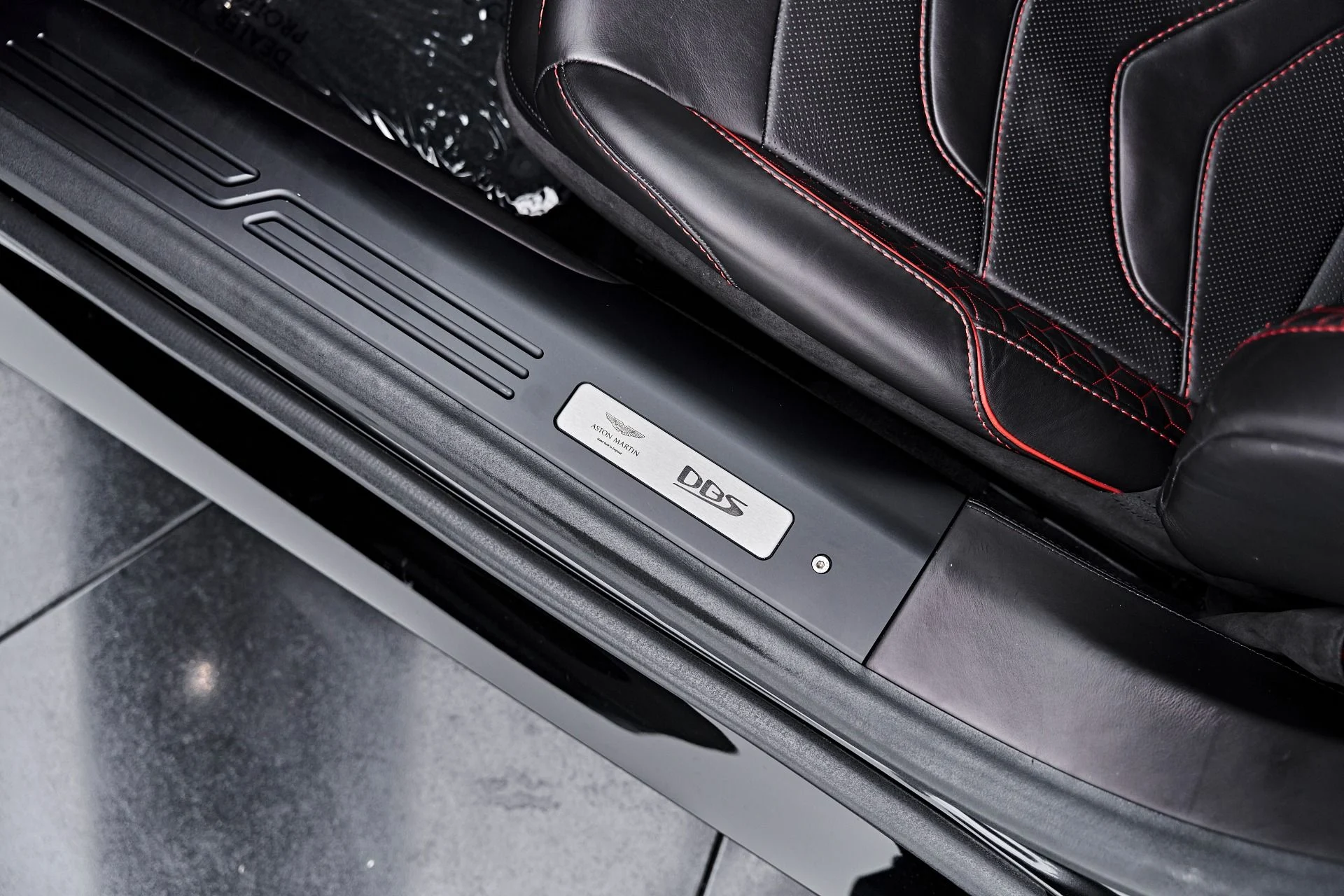 mph047_1212182350_Used_2019_Aston_Martin_DBS_Superleggera_1791337490_2a92ce9ad3
