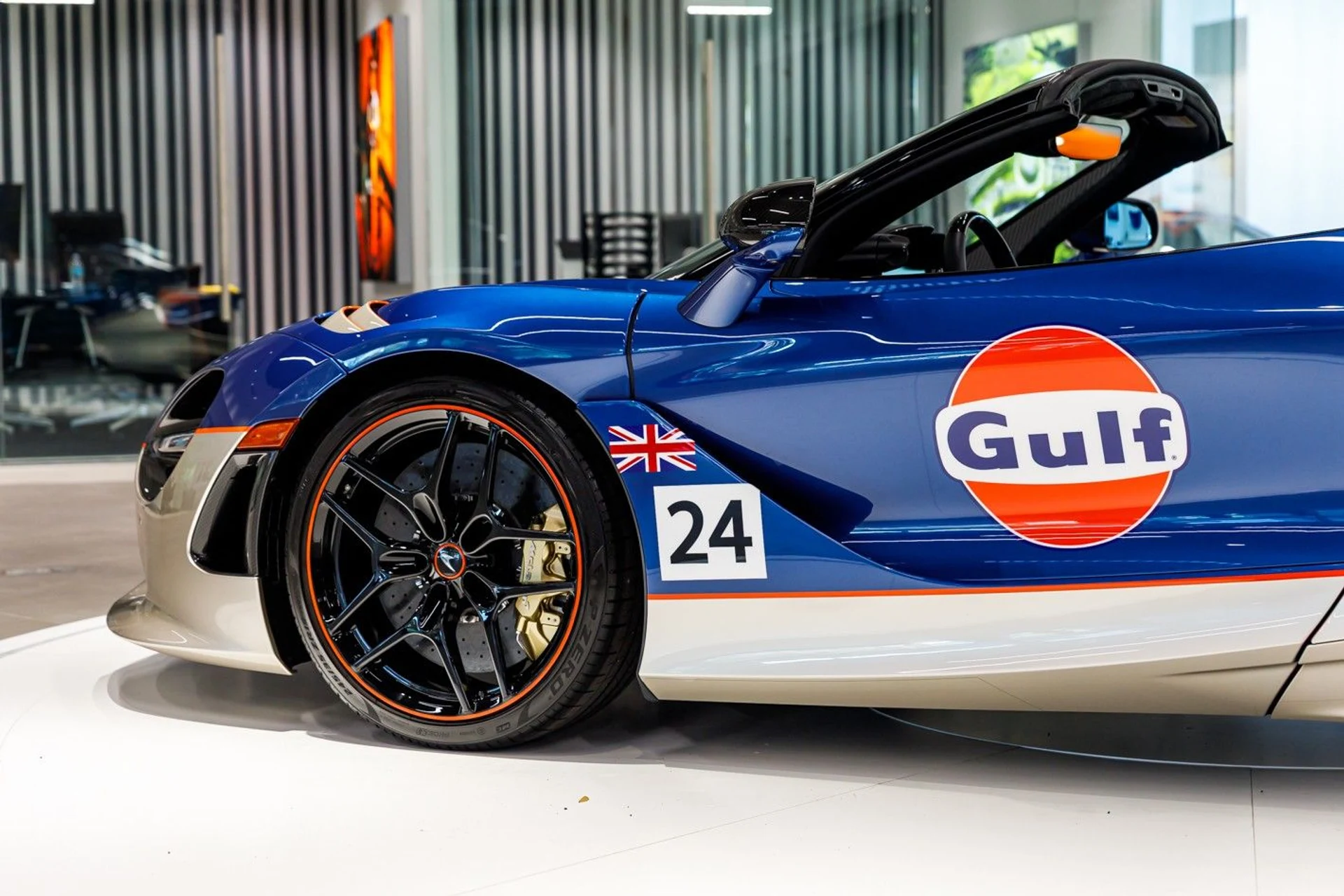 mph047_1215082119_430_p48_l_95e99c5a86