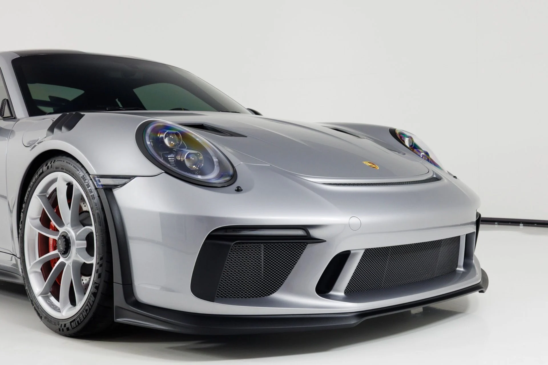 mph047_12177621_Used_2019_Porsche_911_GT_3_RS_1778792364_cf3900b6e8