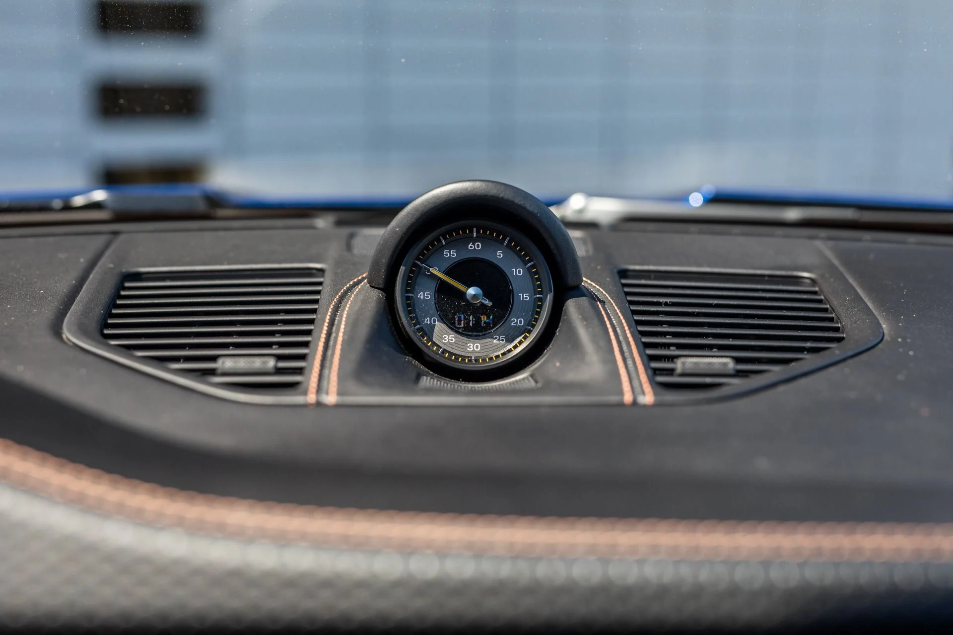 mph047_124526092_Used_2023_Porsche_911_GT_3_Touring_1772137661_e0a741ebee