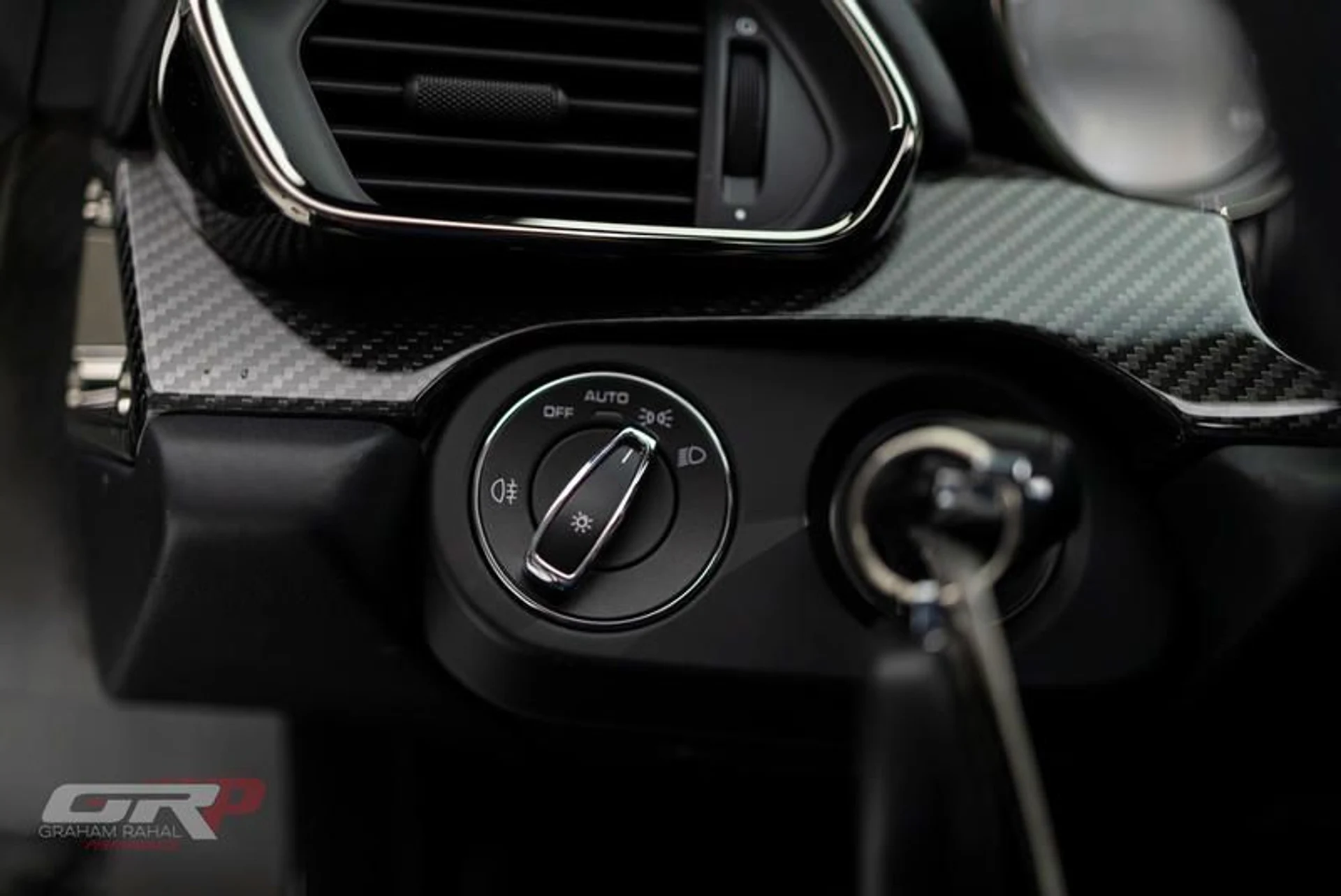 mph047_1264663767_02_FDE_0_BC_4_E06_42_F6_82_D8_607032_CD_4_AF_3_c255064ce7