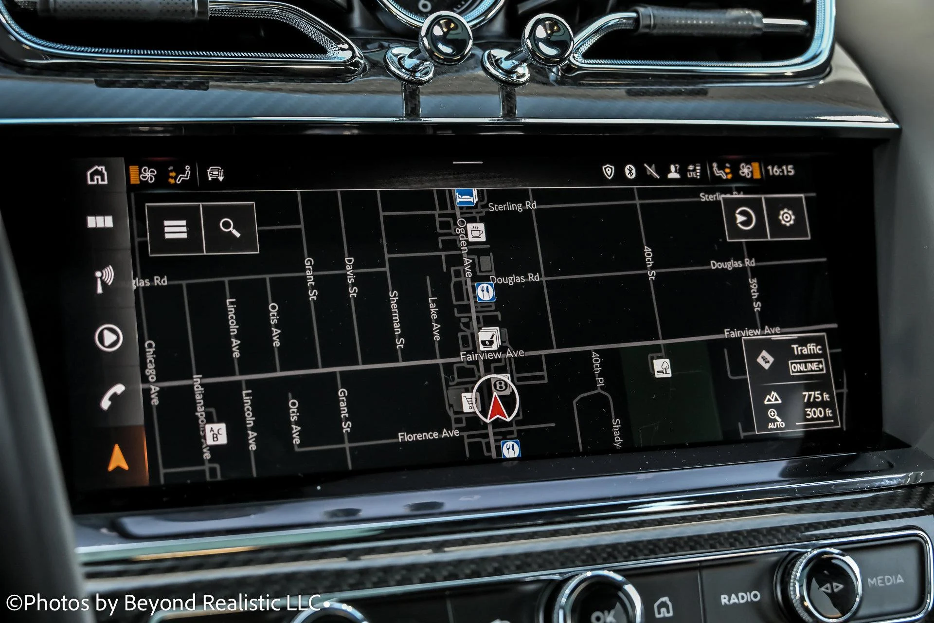 mph047_1266775806_Used_2024_Bentley_Bentayga_Azure_1762420115_cc46625838