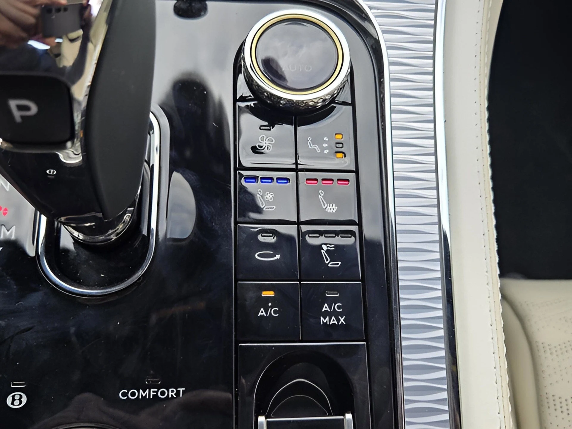 mph047_1270561452_b7ddacf3fb69f9969cb4a06045c8878ax_7a9b948d96