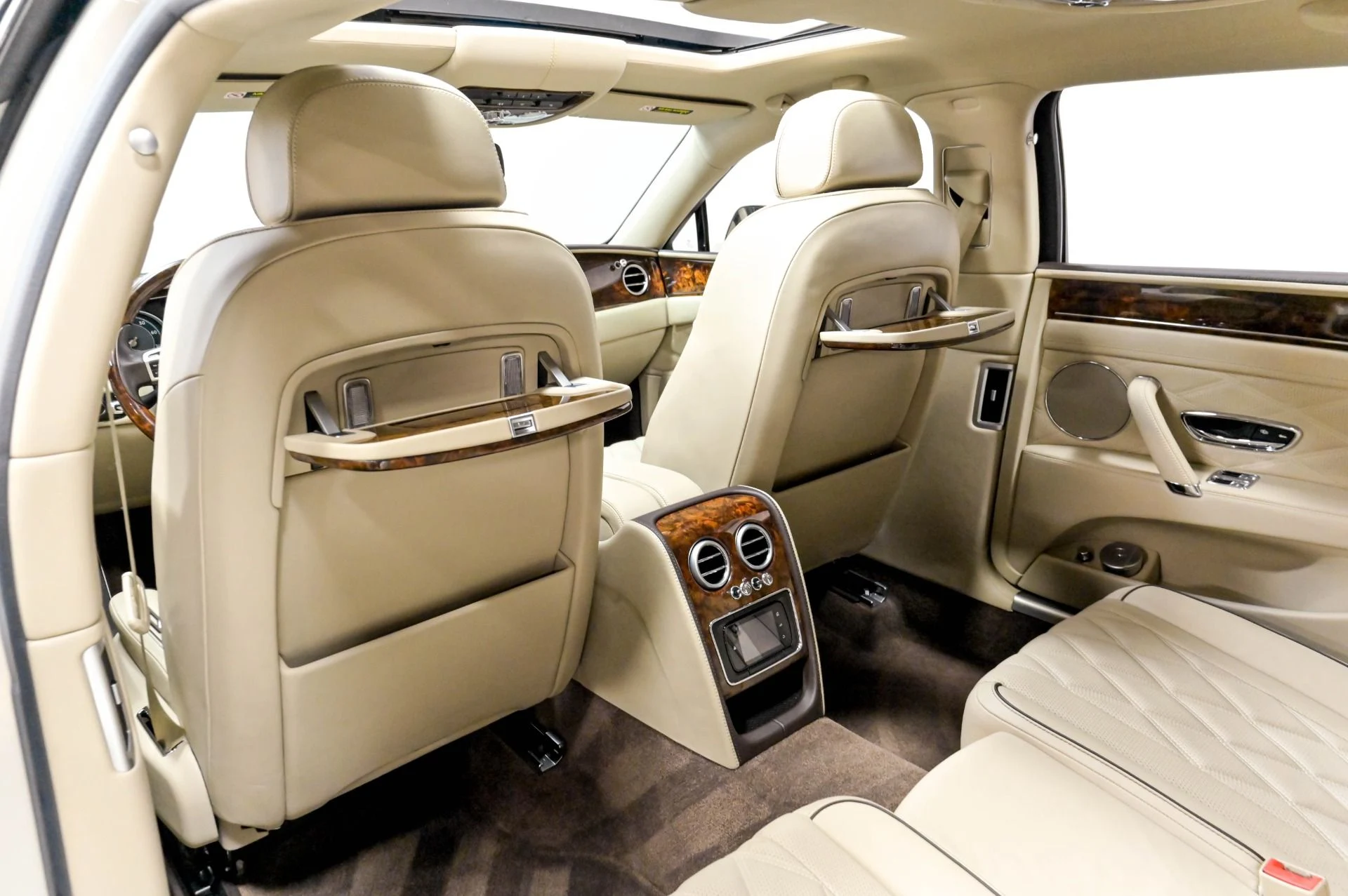 mph047_1274919840_Used_2015_Bentley_Flying_Spur_W12_1784214578_8824552c1b