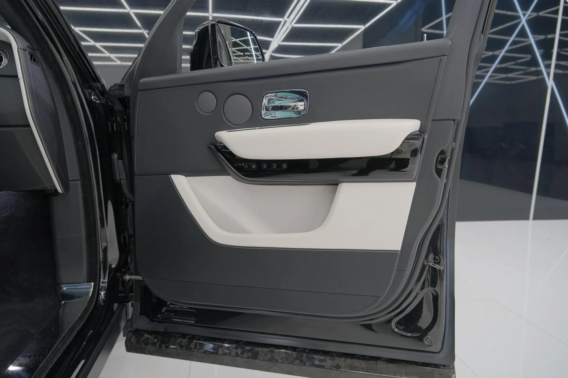 mph047_1277062913_a55bc36a98f4648ae02f8ebc421fcfaf_0c84af7351