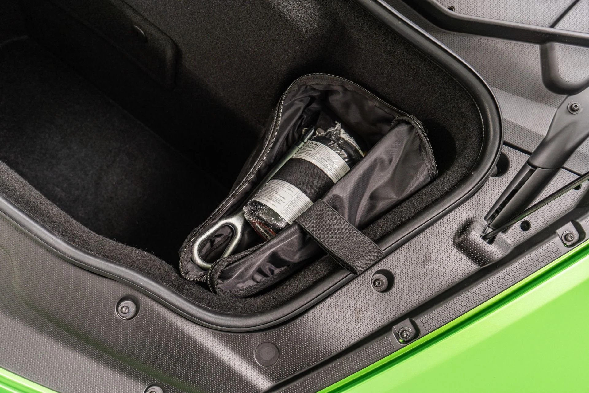 mph047_1347451138_Used_2024_Lamborghini_Huracan_Sterrato_1762382893_02efbc7c46