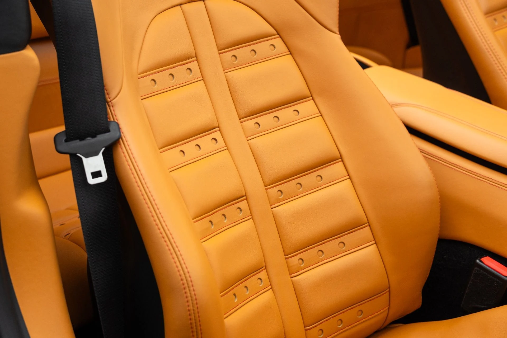 mph047_1349190798_Used_2015_Ferrari_California_T_1773337239_6425532afb