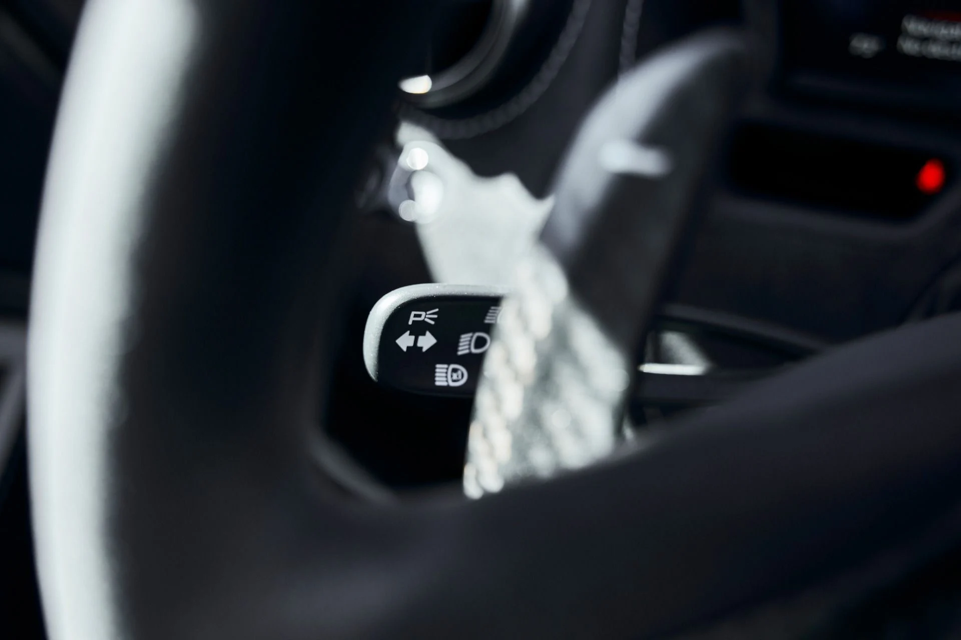 mph047_1354683808_Used_2021_Mc_Laren_765_LT_Base_1772822833_ecb2c478e4