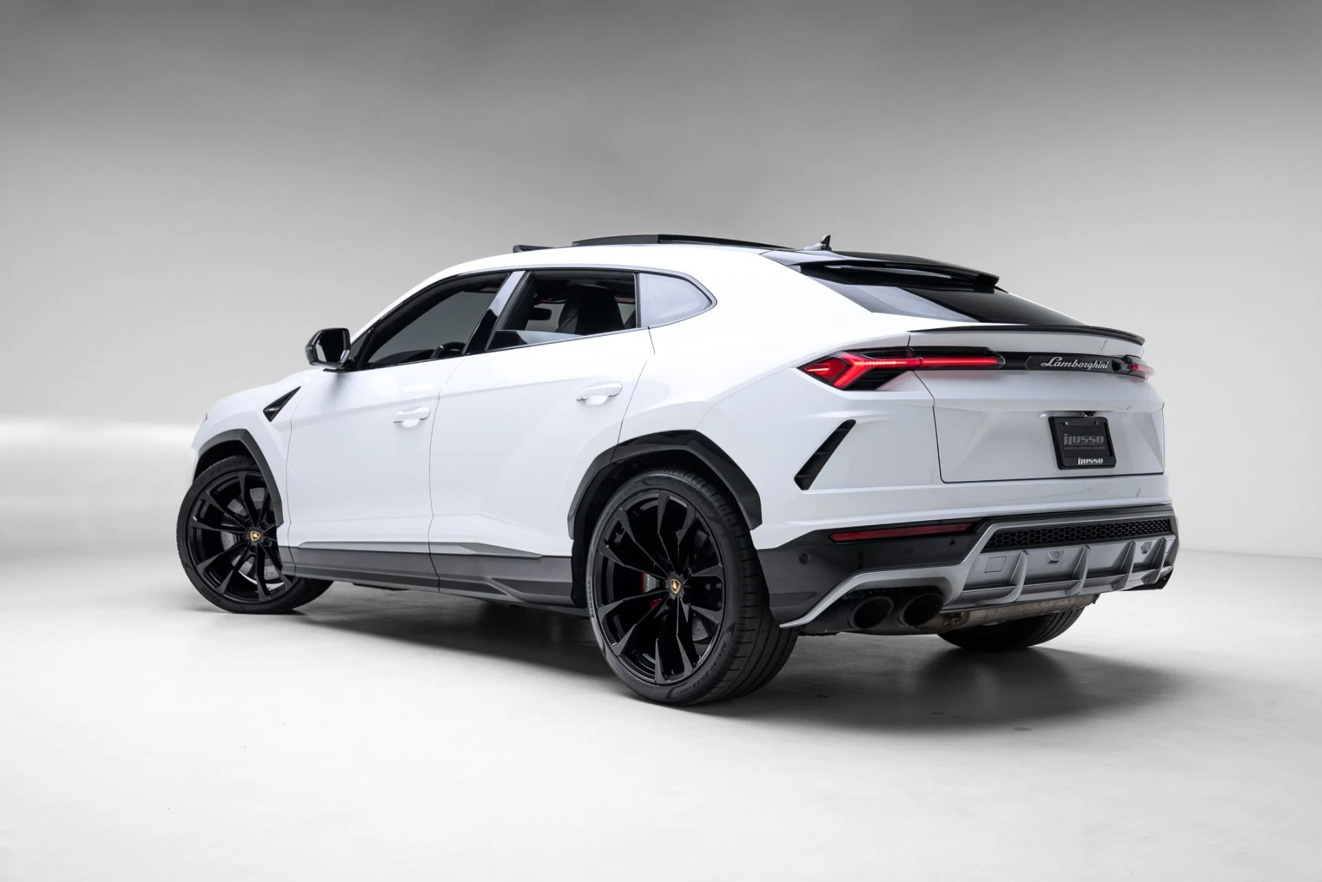 mph047_1363565052_Used_2021_Lamborghini_Urus_1775759122_c1d6bca095
