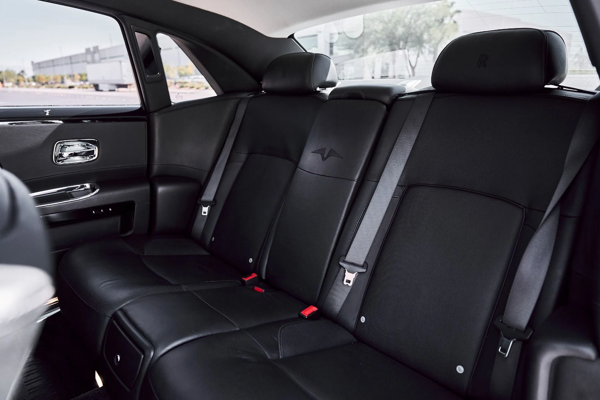 mph047_1369721657_Used_2014_Rolls_Royce_Ghost_Base_1781026008_439b6b09e4