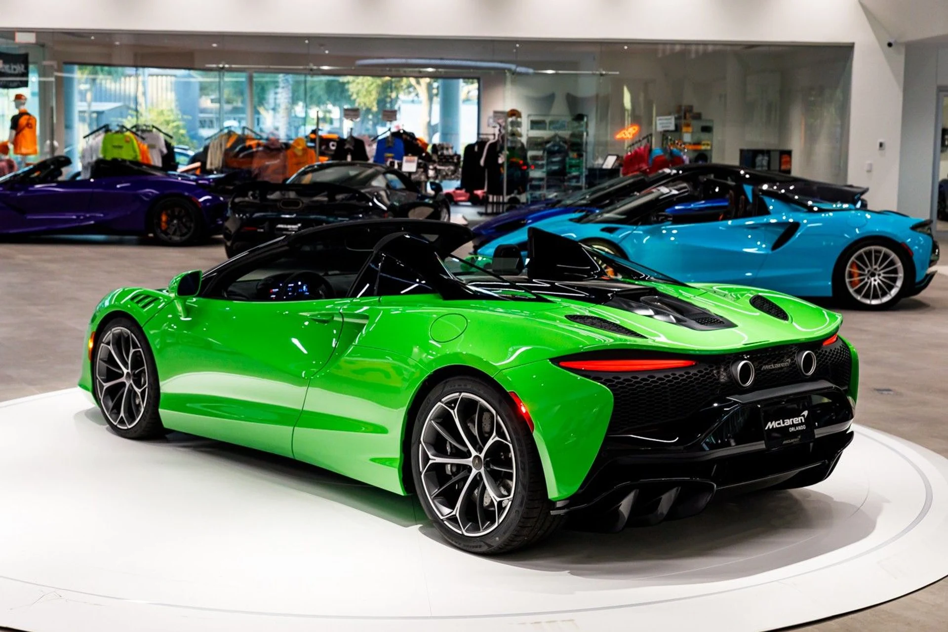 mph047_137006299_647_p48_l_b94c610b2d