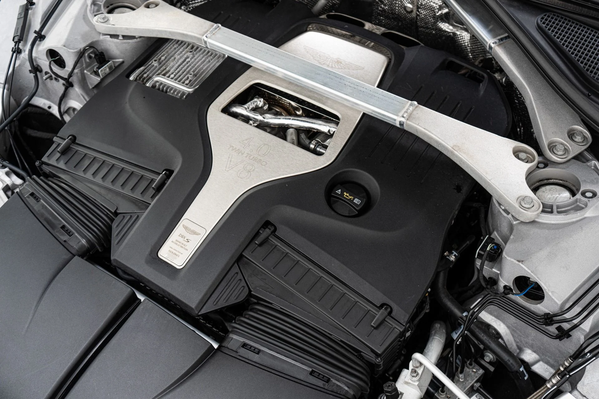 mph047_1392641059_Used_2026_Aston_Martin_DBX_S_1792083378_6a996437bd