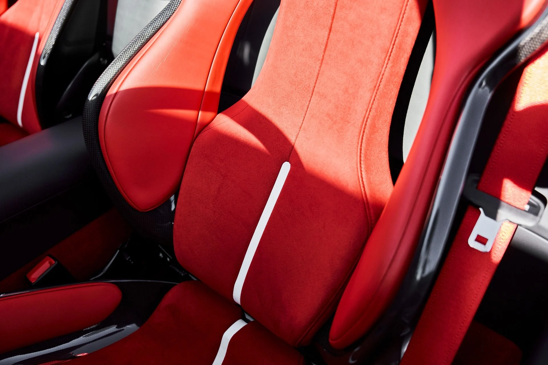 mph047_1400394253_Used_2025_Ferrari_SF_90_Spider_Base_1776876611_3ca731671d