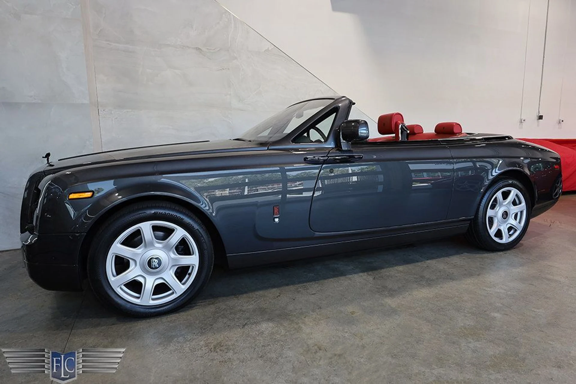 mph047_1408203563_used_2017_rolls_royce_phantom_drophead_coupe_9689_23040582_48_1024_9326a20606