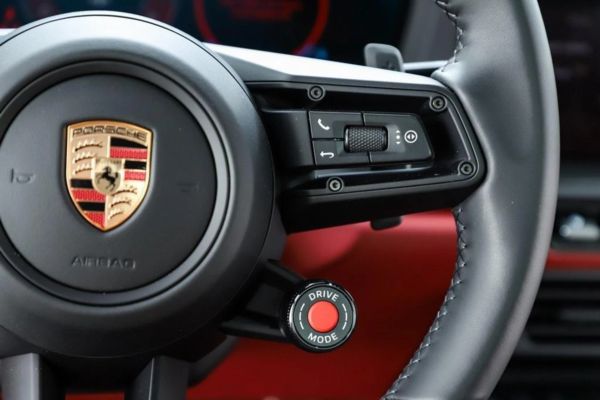 mph047_141235363_o7_Ukt_ZTWA_Tt_ZW_Vk_Q6i_JRONX_Uqv8_a68672ab5f