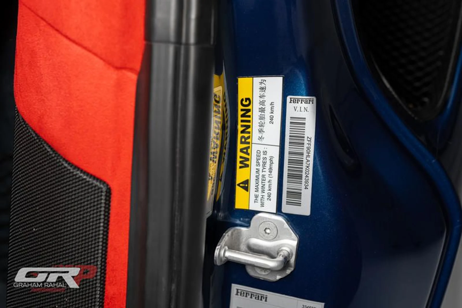 mph047_1420180935_611_C0_E82_17_AE_4_C43_9_DF_3_38_B04120_DC_52_476b41d57a