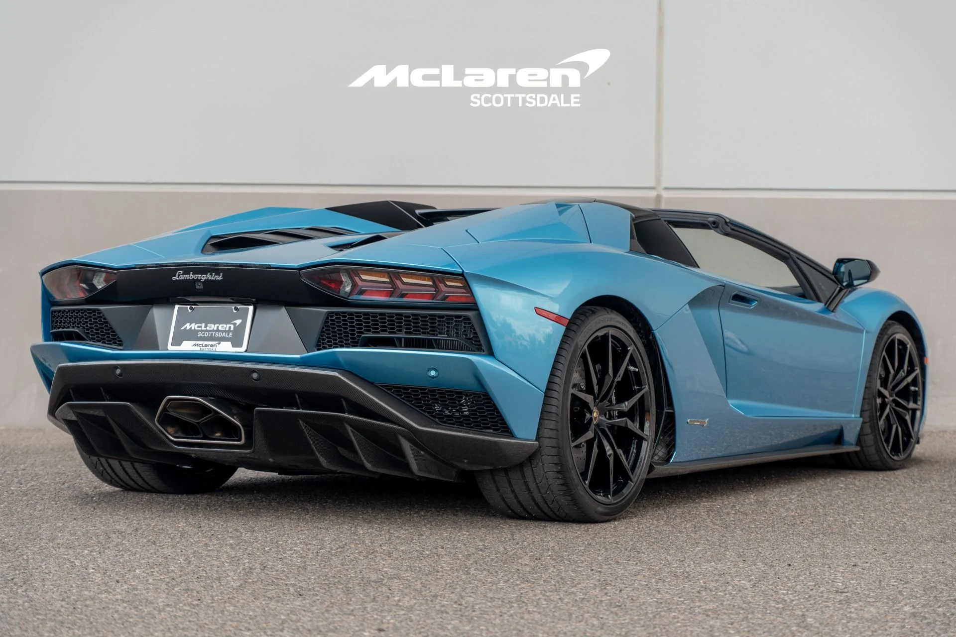 mph047_14235921_Used_2019_LAMBORGHINI_AVENTADOR_1790281306_cd29cd1241