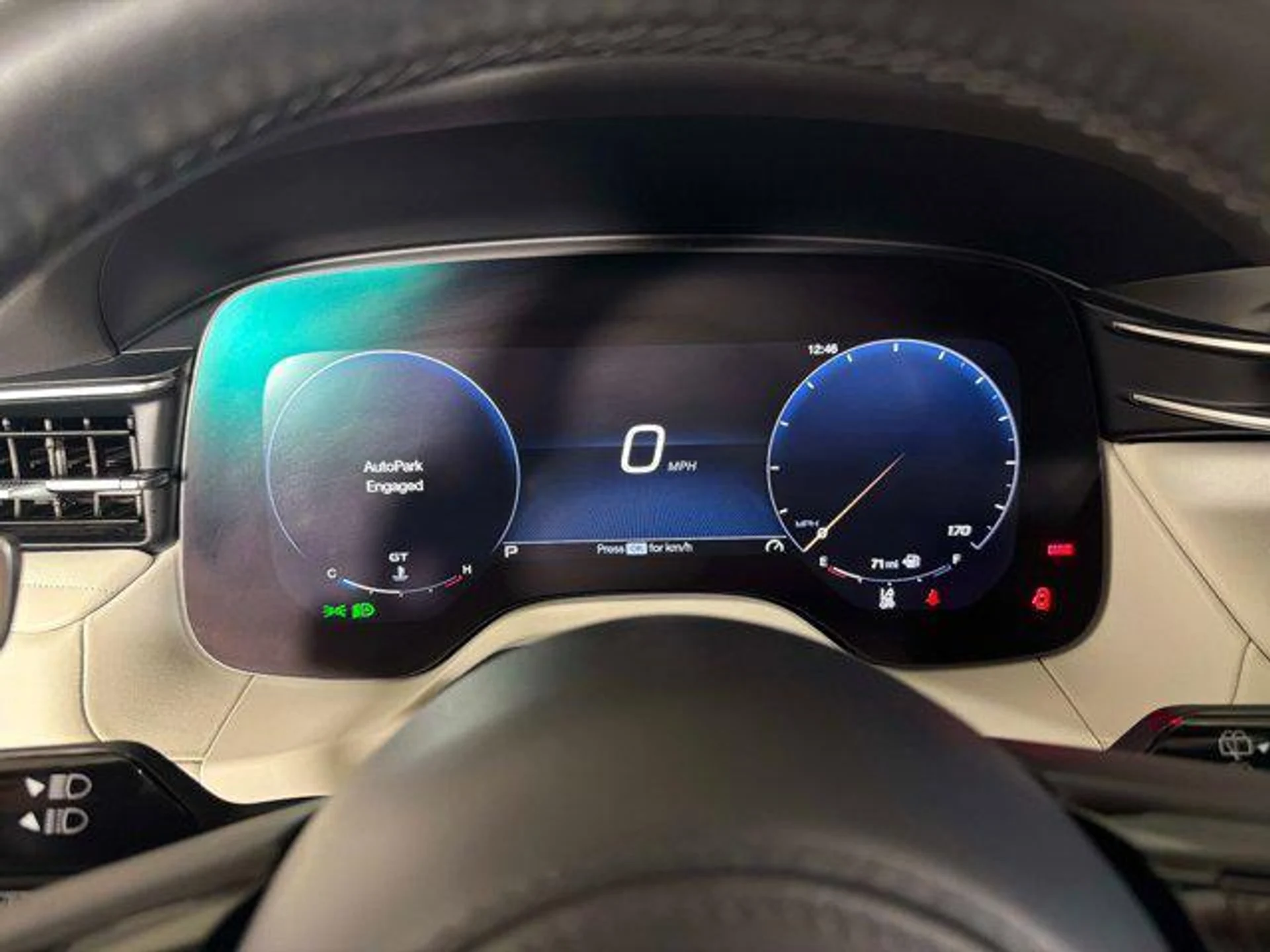 mph047_142909707_Lwf_H0_R5_W57_I_Pmh6e_Lk099_T_Acqq_Q_09a233fcec