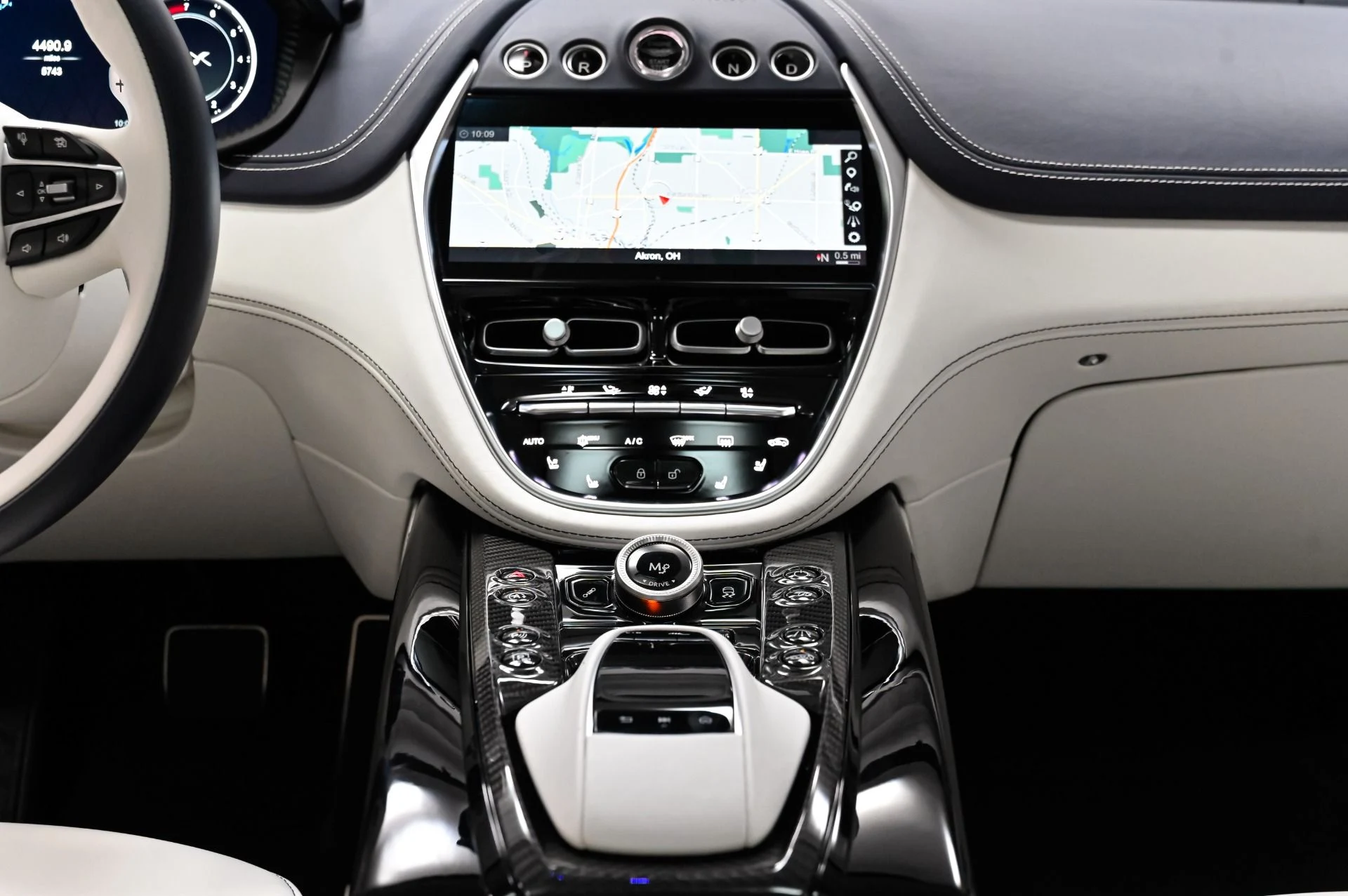 mph047_1492603286_Used_2023_Aston_Martin_DBX_707_1791313494_67b00cabd5