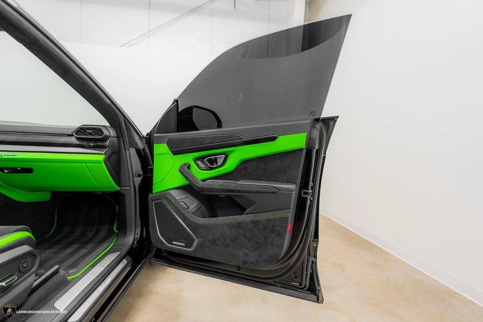 mph047_1501877473_a_Lhs8_I_Ig_F_Jt_Fdyu_M_Ko9_V_By1_Wa8_5ef5b09c09