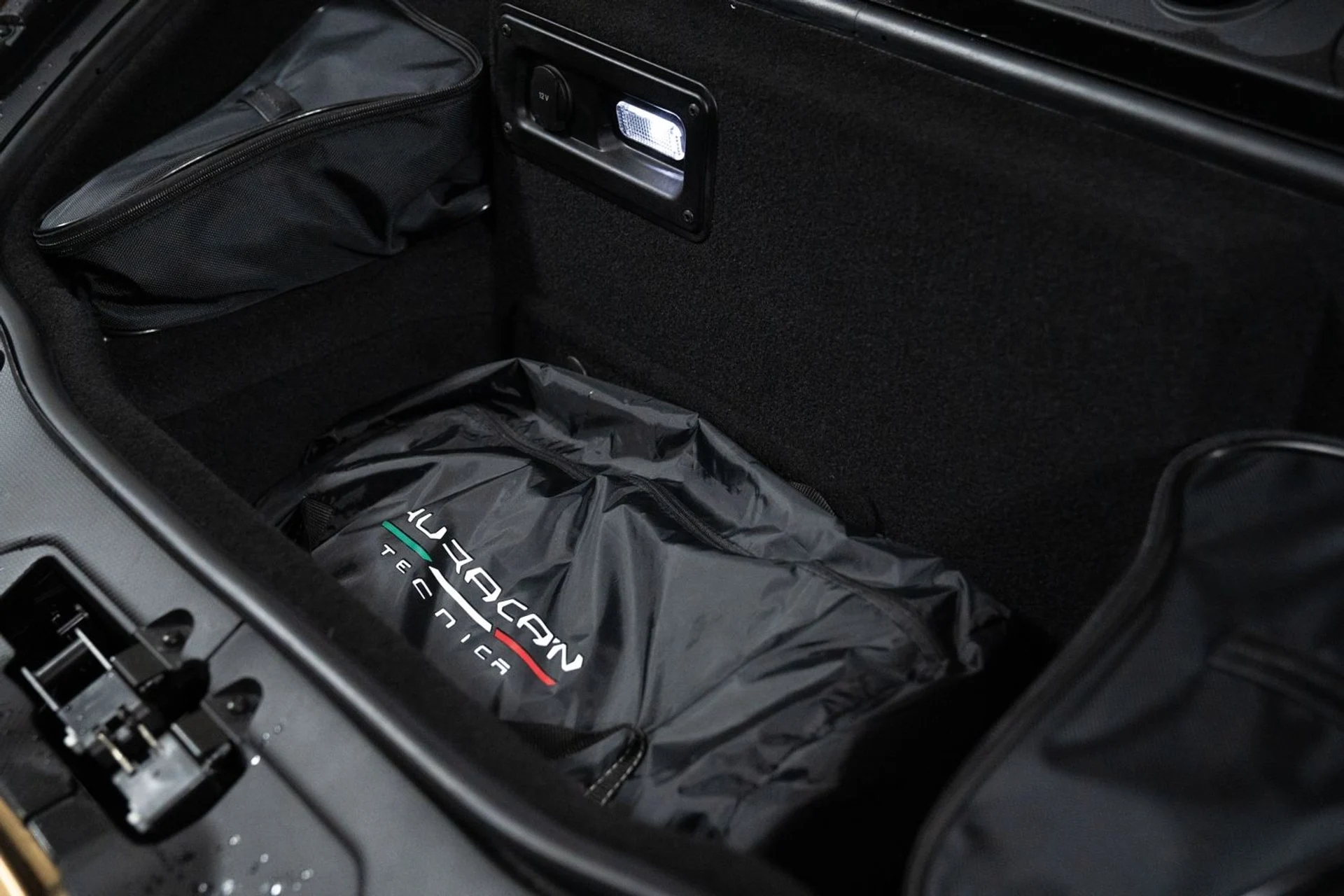 mph047_1529183347_64e300ef42c14675bedbe018430271af_2503baee94