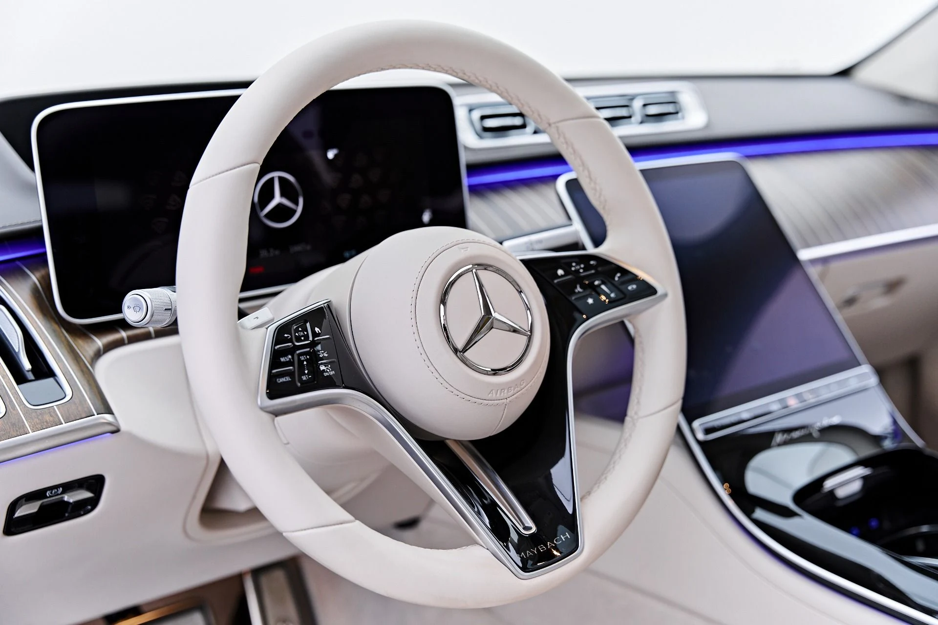 mph047_1530611099_Used_2026_Mercedes_Benz_S_Class_Maybach_S_680_1790206863_2a01cee36b