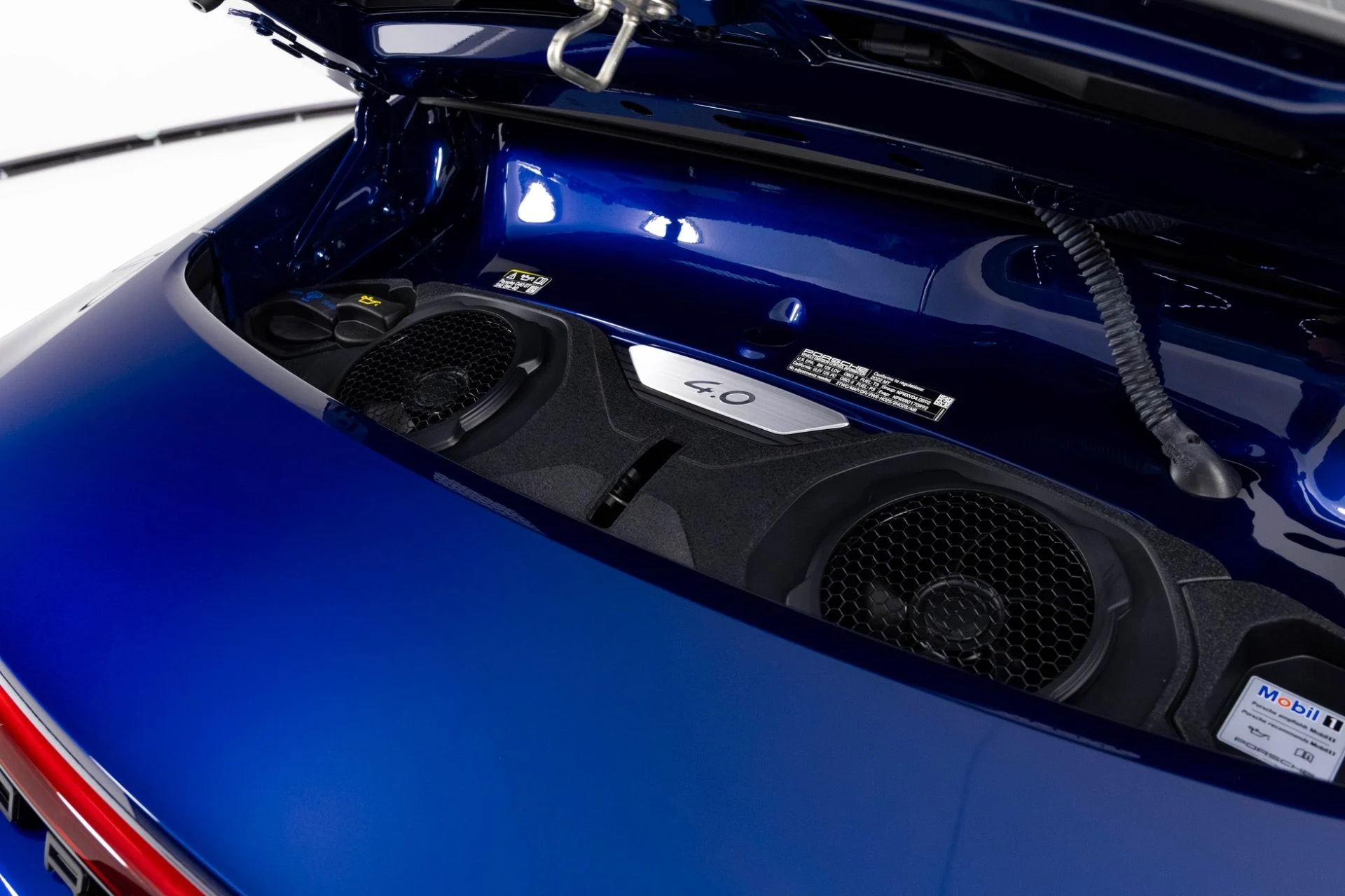 mph047_1534319560_Used_2022_Porsche_911_GT_3_Touring_1764706407_6c13783701