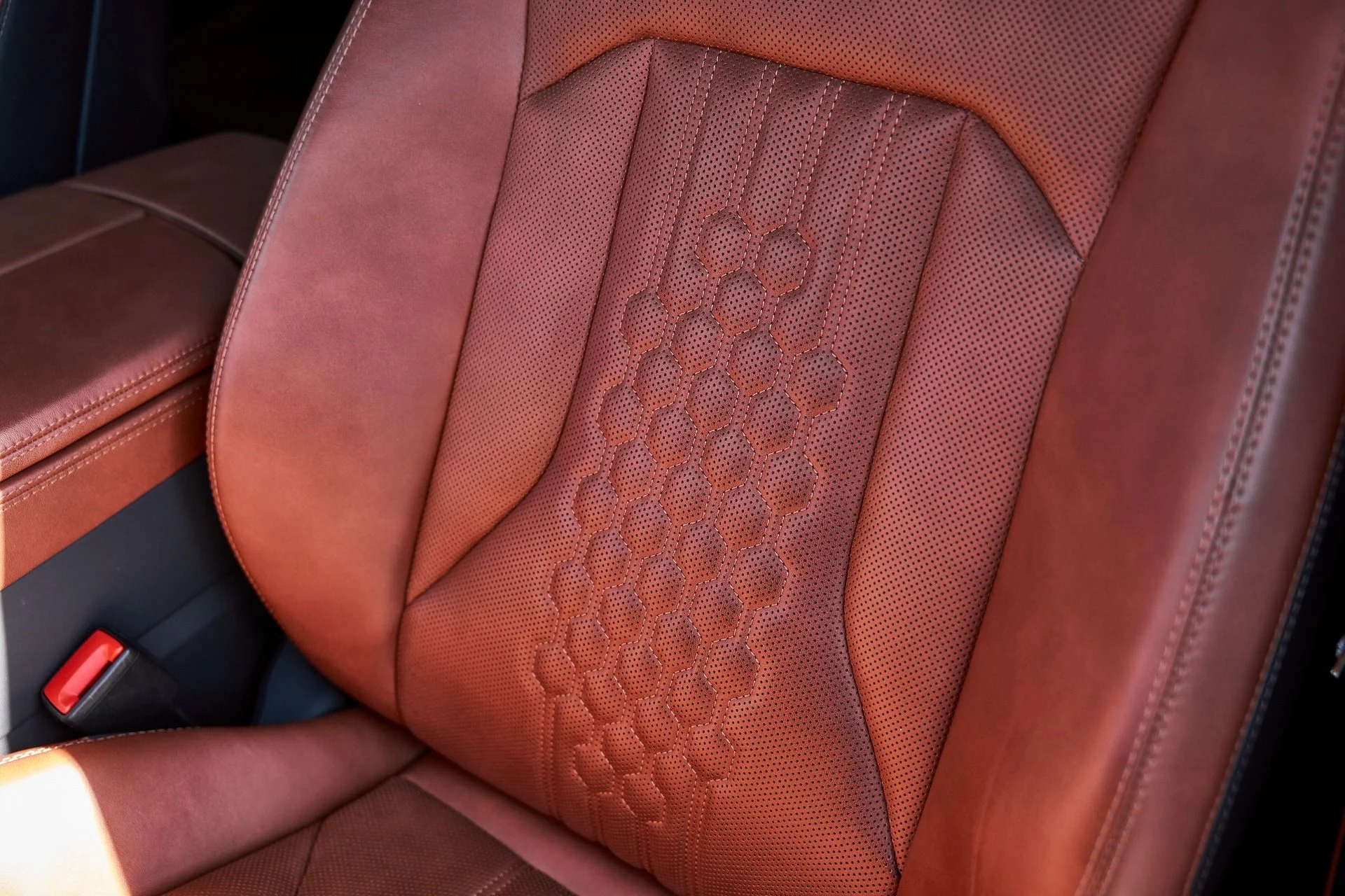 mph047_1551137134_Used_2023_Lamborghini_Urus_S_1771891313_9c44342678