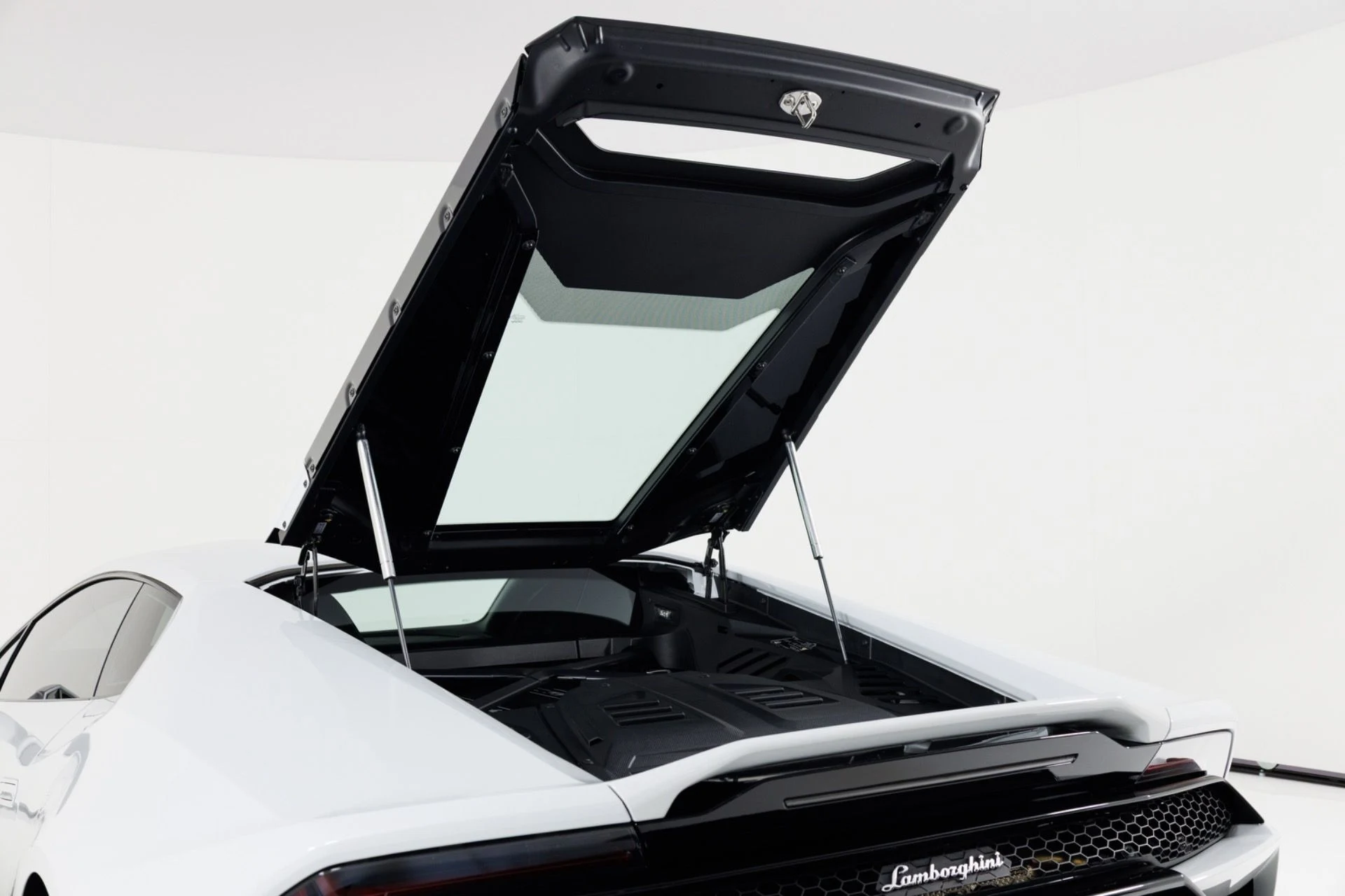 mph047_1557899357_Used_2020_Lamborghini_Huracan_LP_640_4_EVO_1779139560_ca2bce7ce8