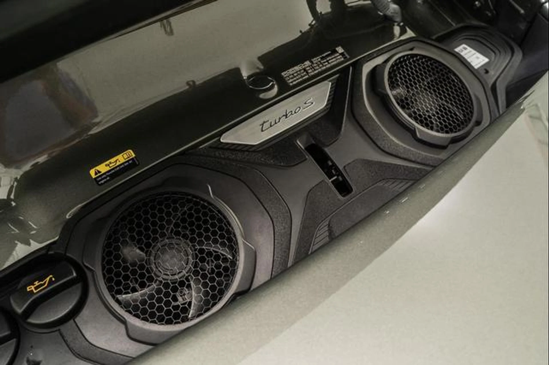 mph047_1565228827_v_Wx3_B_Wi2dvt_Lver_Pc4q_O_Pm_Ar_Uds_da87368b14