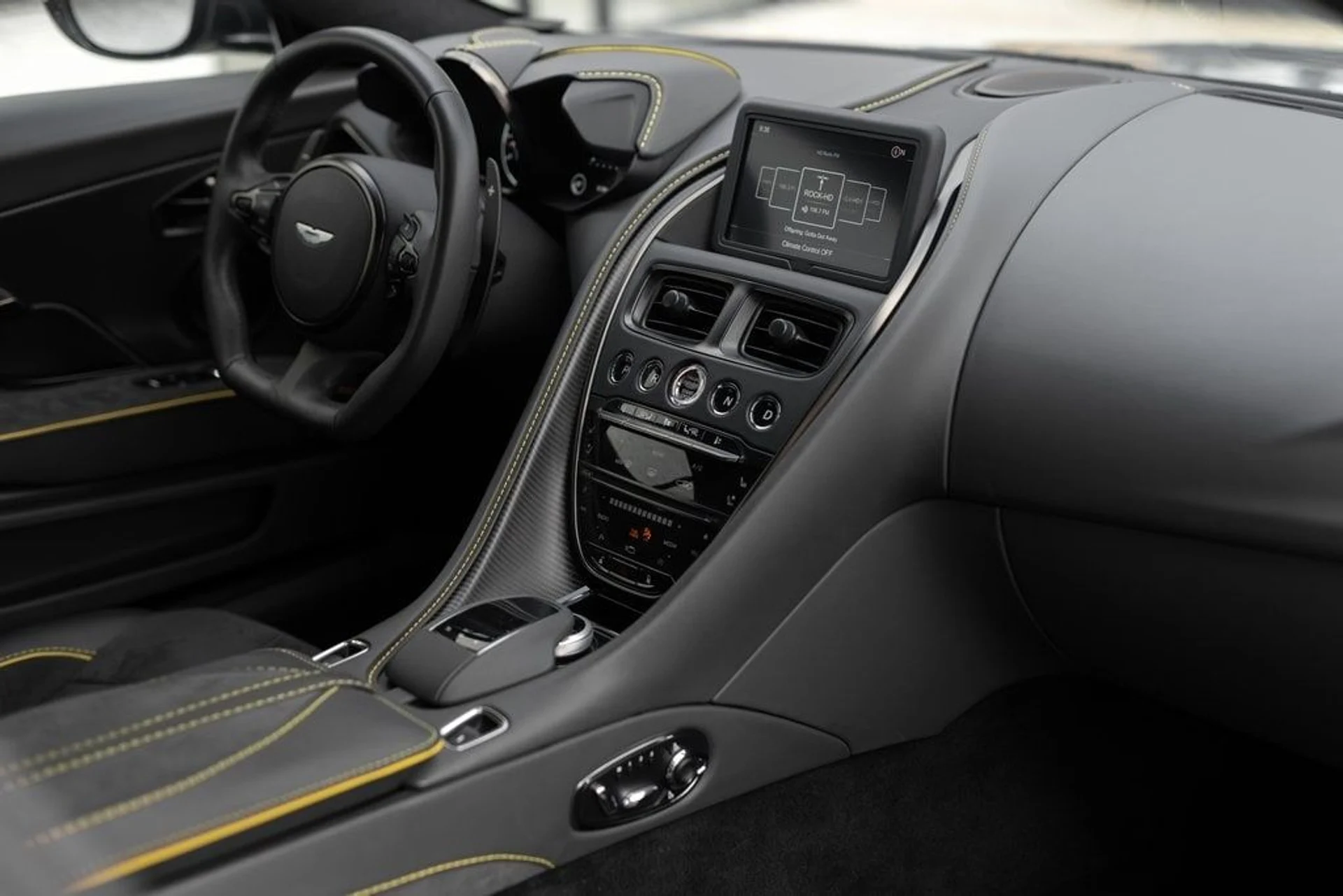 mph047_1575448256_875676721269f60a15e8cad98da42bacx_9e33276d01