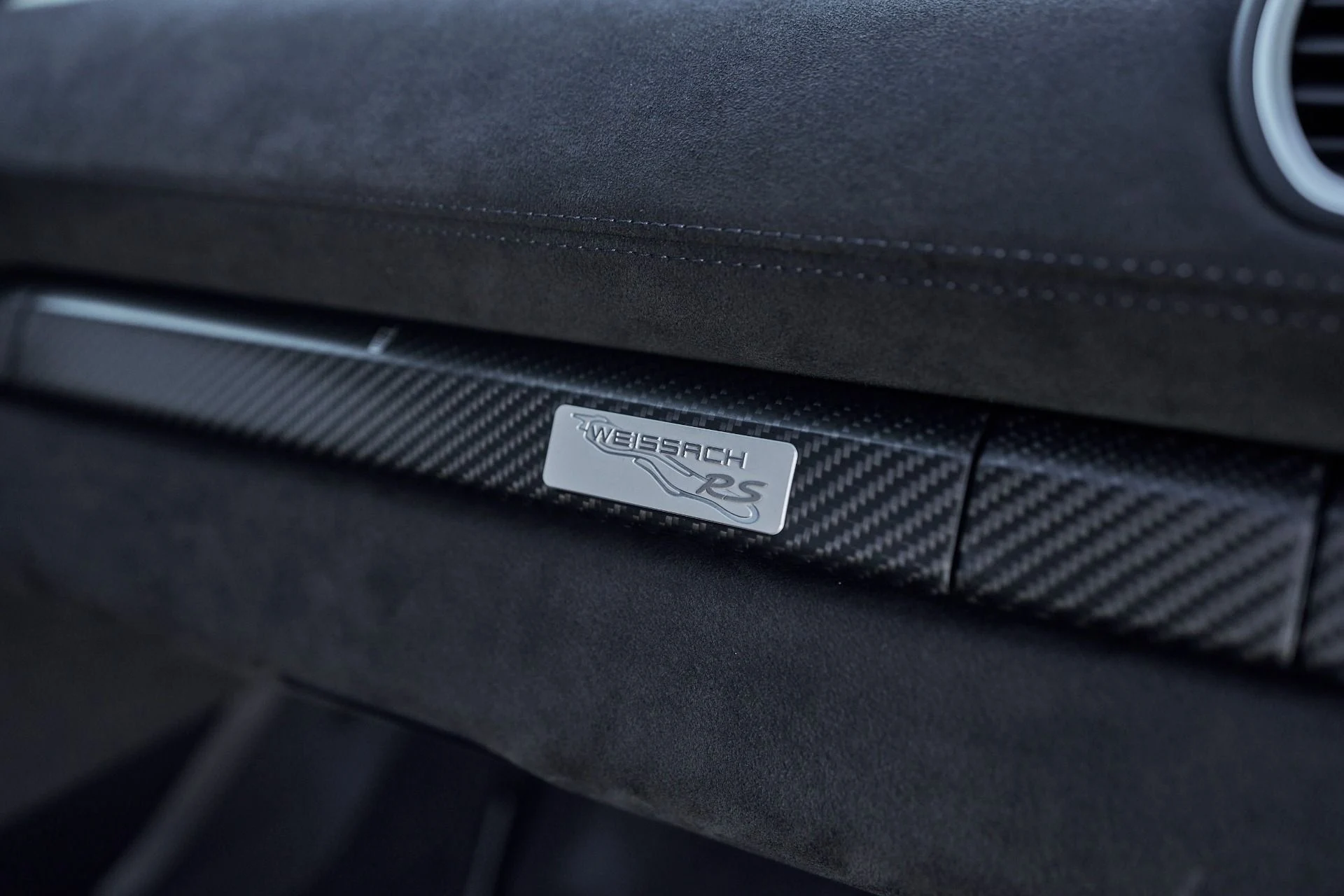 mph047_1596349144_Used_2023_Porsche_718_Cayman_GT_4_RS_1760748933_4075efb419