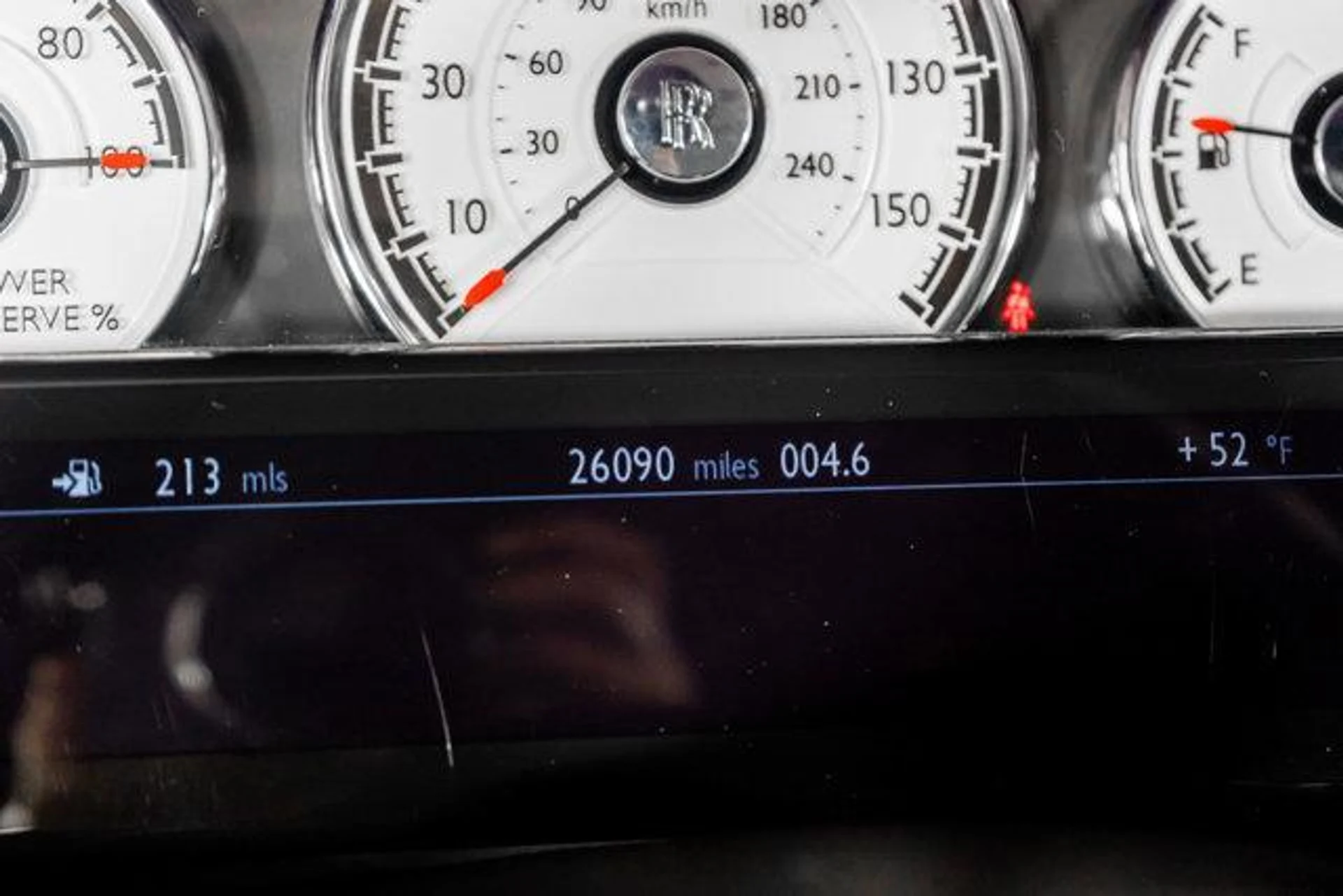 mph047_1600912893_ze_H5z_ZQC_Oyzs9_Oa4_N8_S22gv_X_Er8_06e4e9fc50