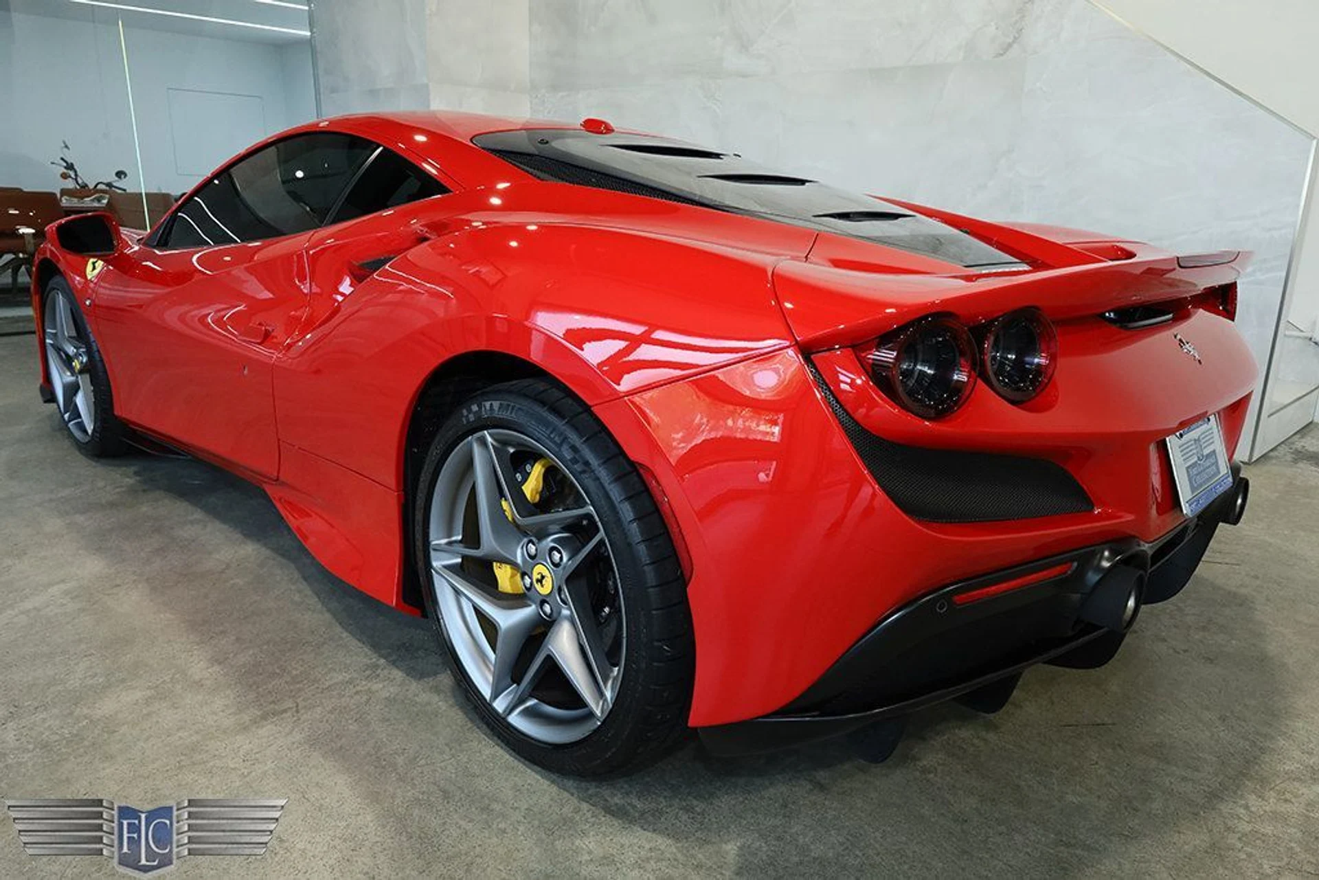mph047_162012555_used_2020_ferrari_f8_tributo_coupe_9689_22891893_48_1024_fc9b95b984