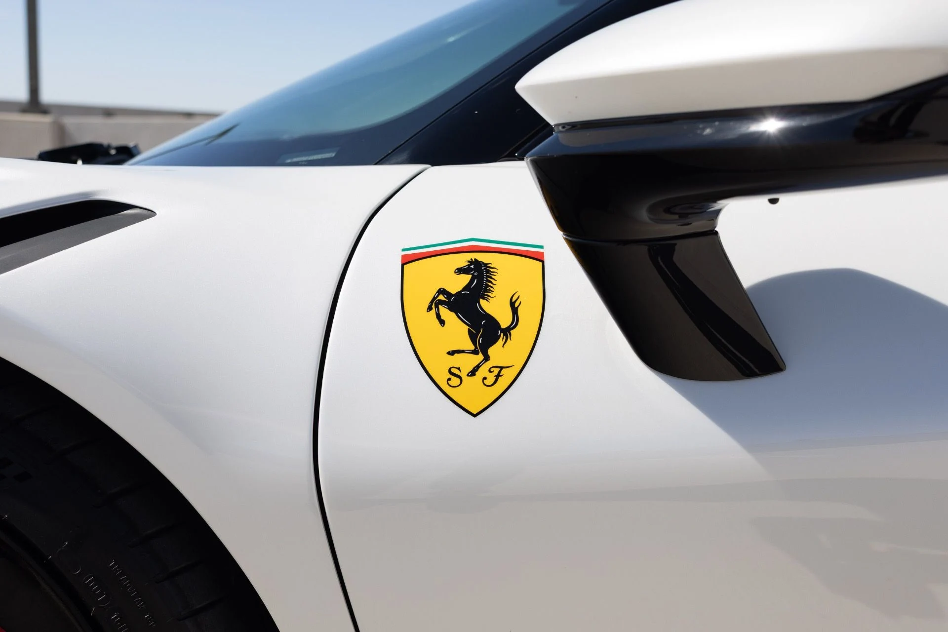 mph047_165822477_Used_2025_Ferrari_SF_90_XX_Stradale_1791844295_a71e5efdc9