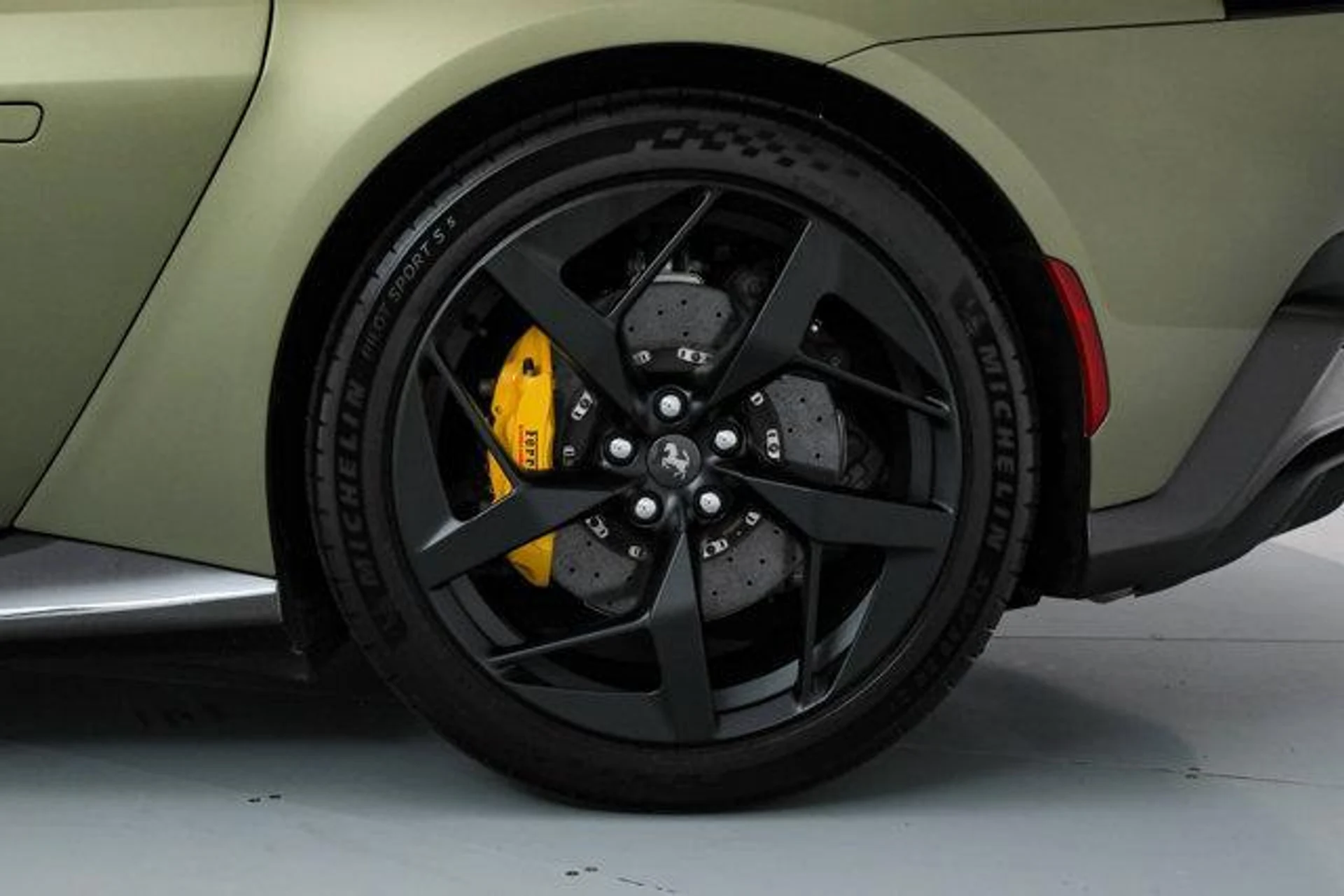 mph047_1658471369_l_Oin3ar_u_Fe_K2_F8_w_Cs3o_Qpu9b_E_d710838803