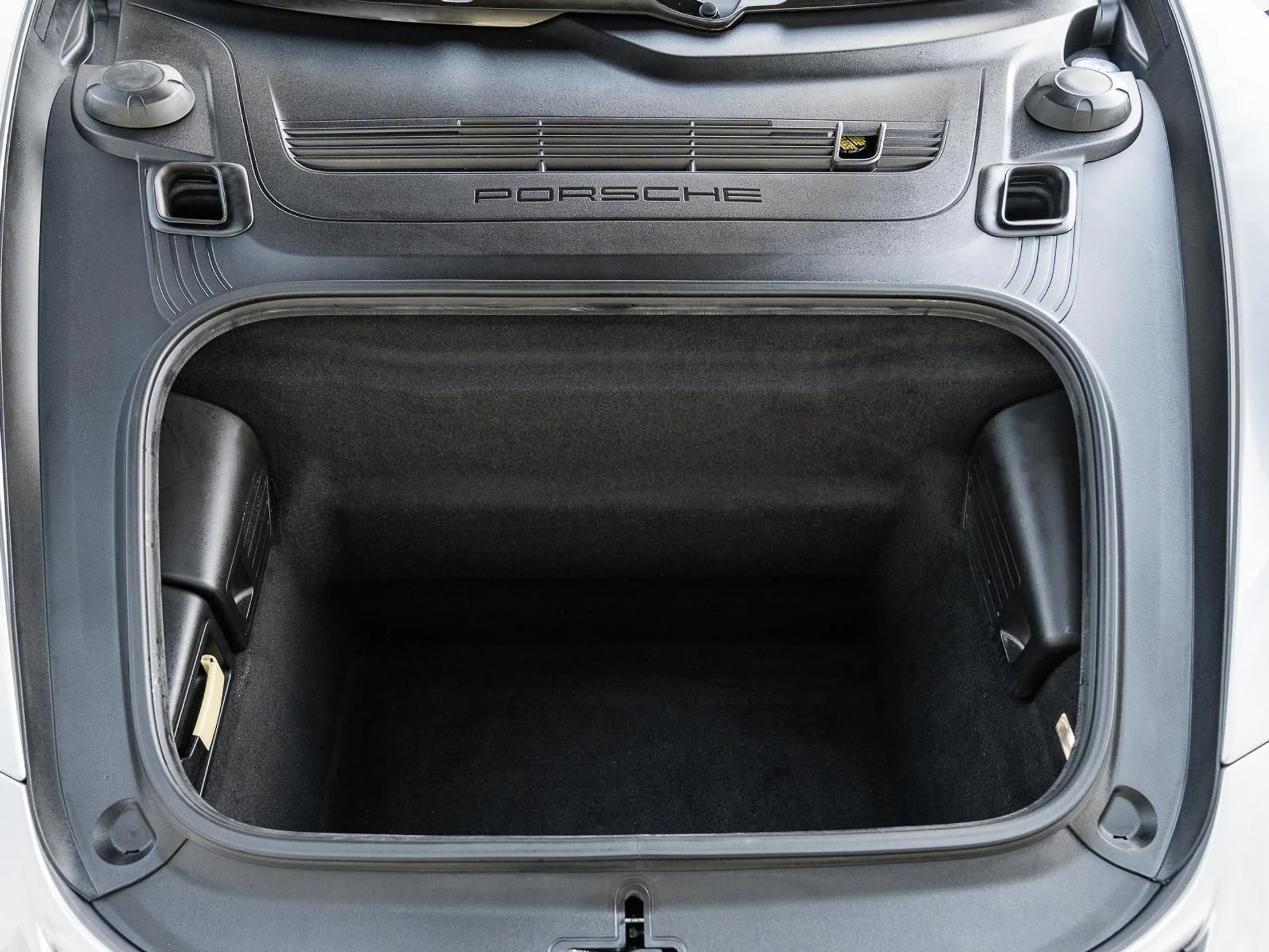 mph047_1662961325_Used_2019_Porsche_911_GT_3_RS_1771496247_b81852ed69