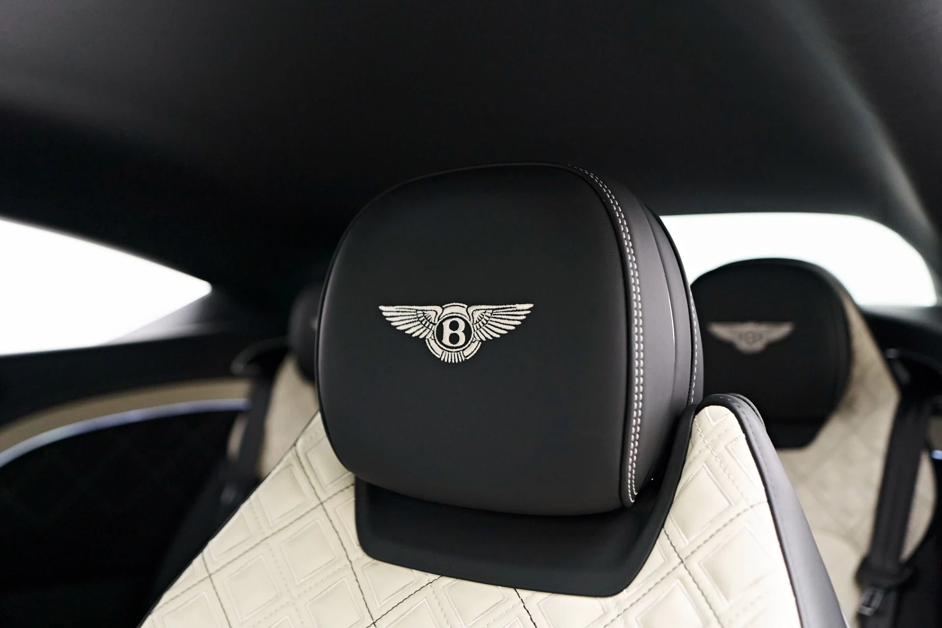 mph047_1664796113_Used_2020_Bentley_Continental_GT_V8_1722650261_b69a02a441
